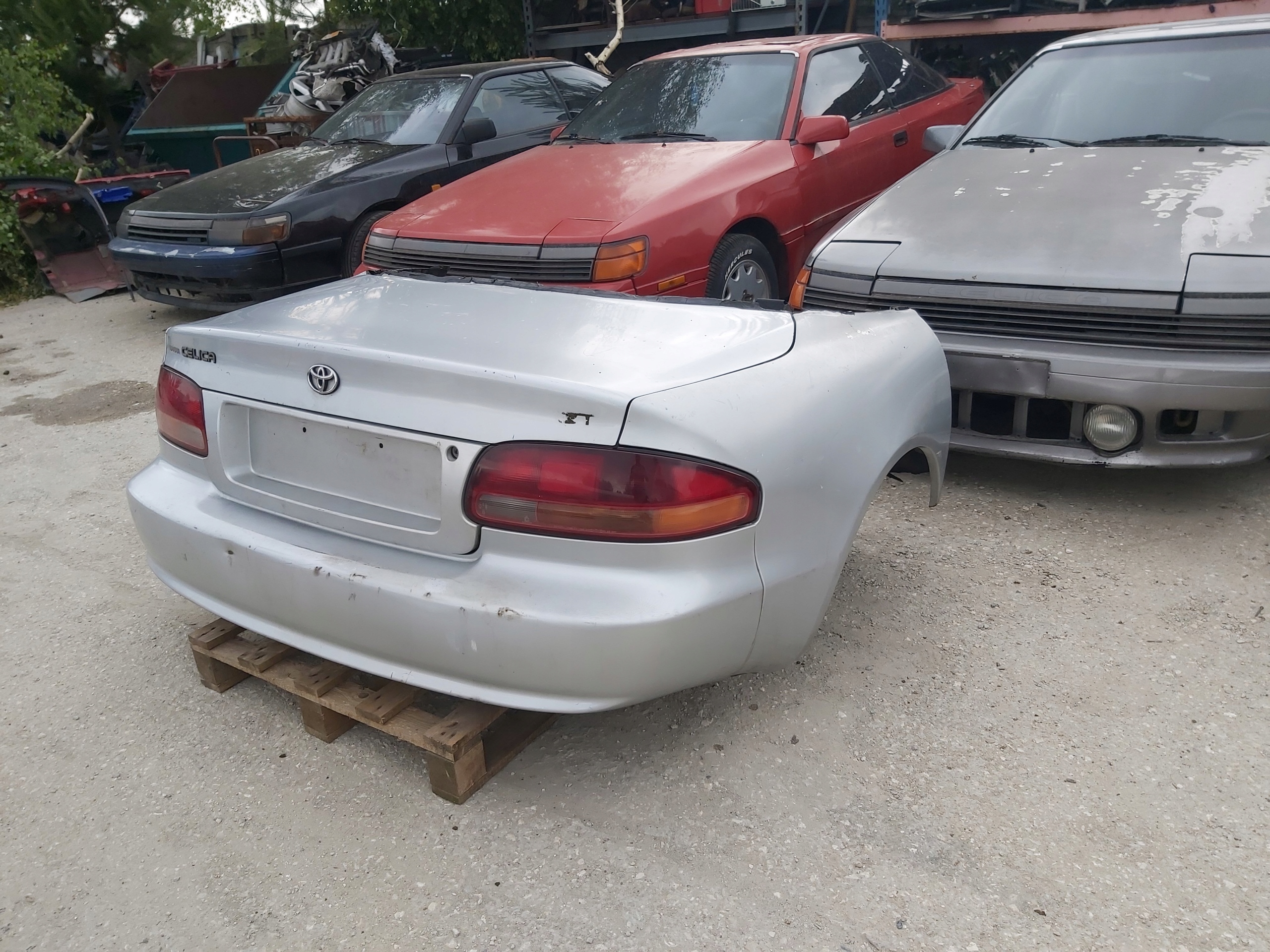 TOYOTA CELICA VI CABRIO błotnik tył pas zderzak