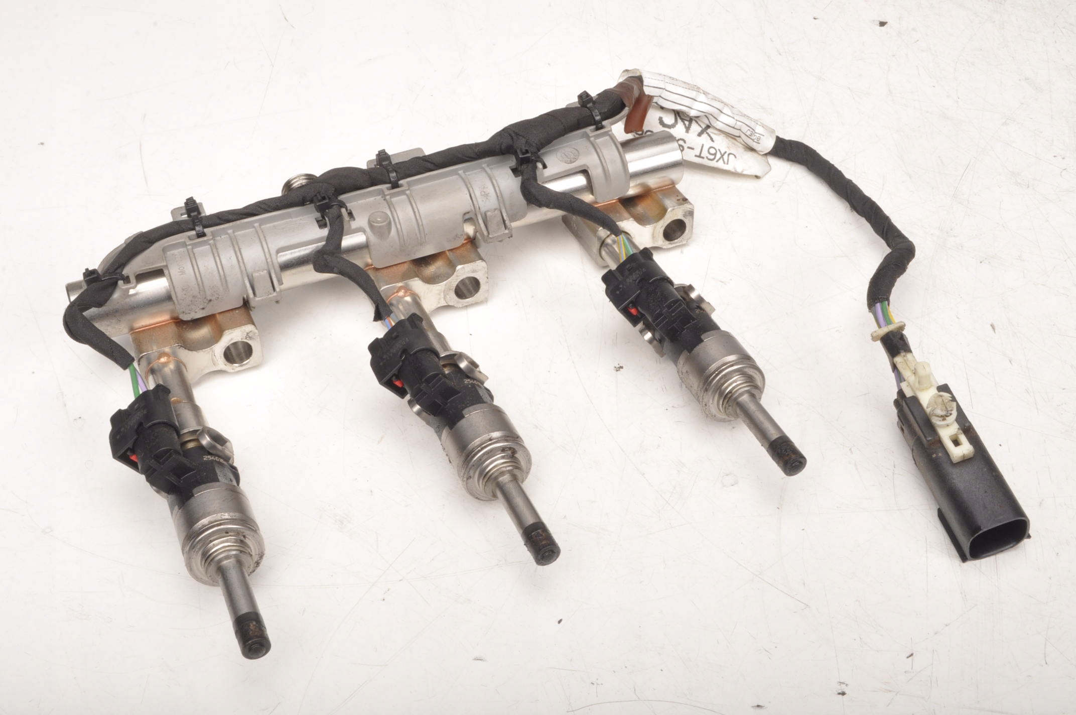 Ford OE H6BG-9D280-AA топливная рейка