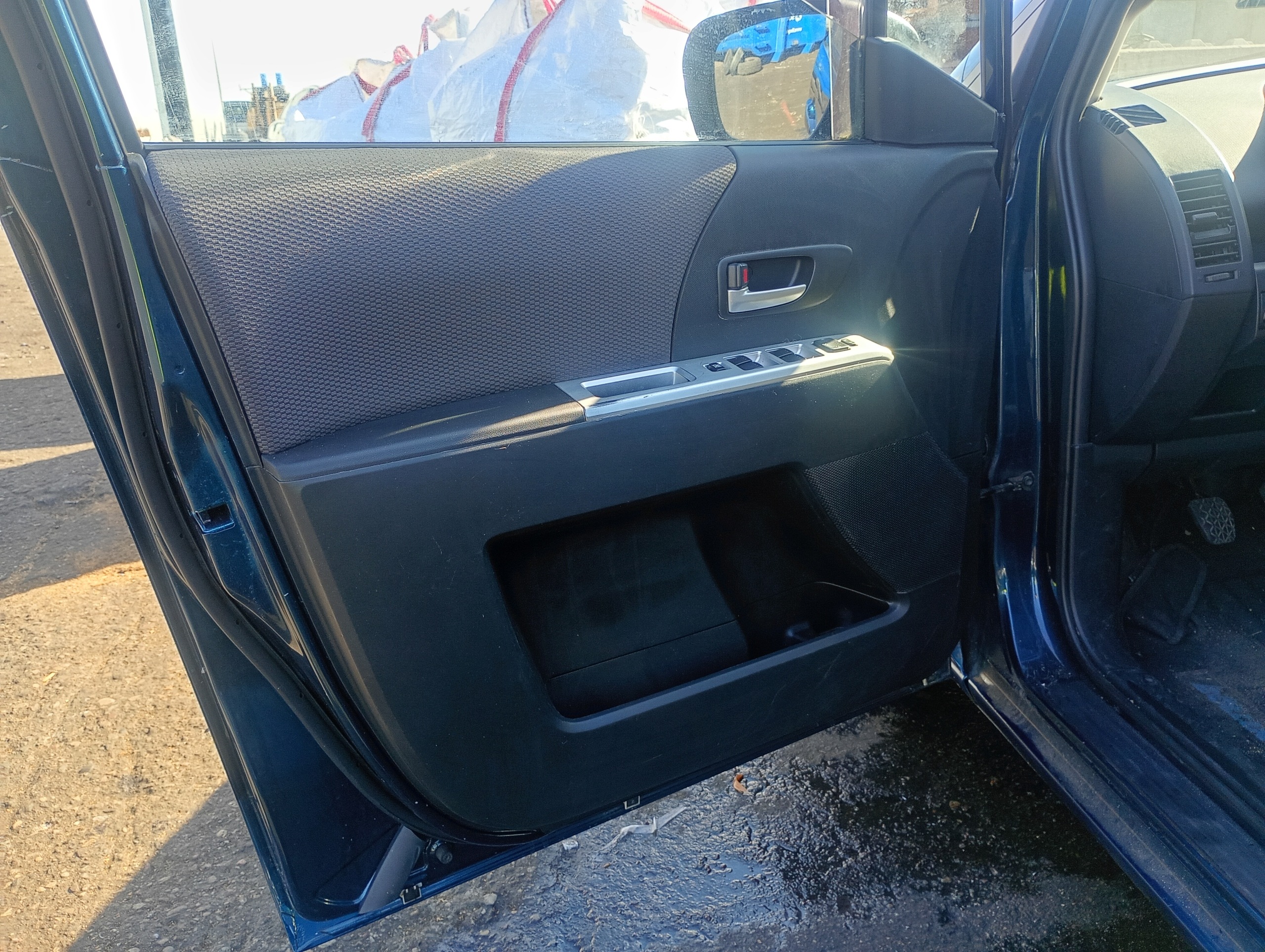 upholstery left side left front Mazda 5 V 05-10