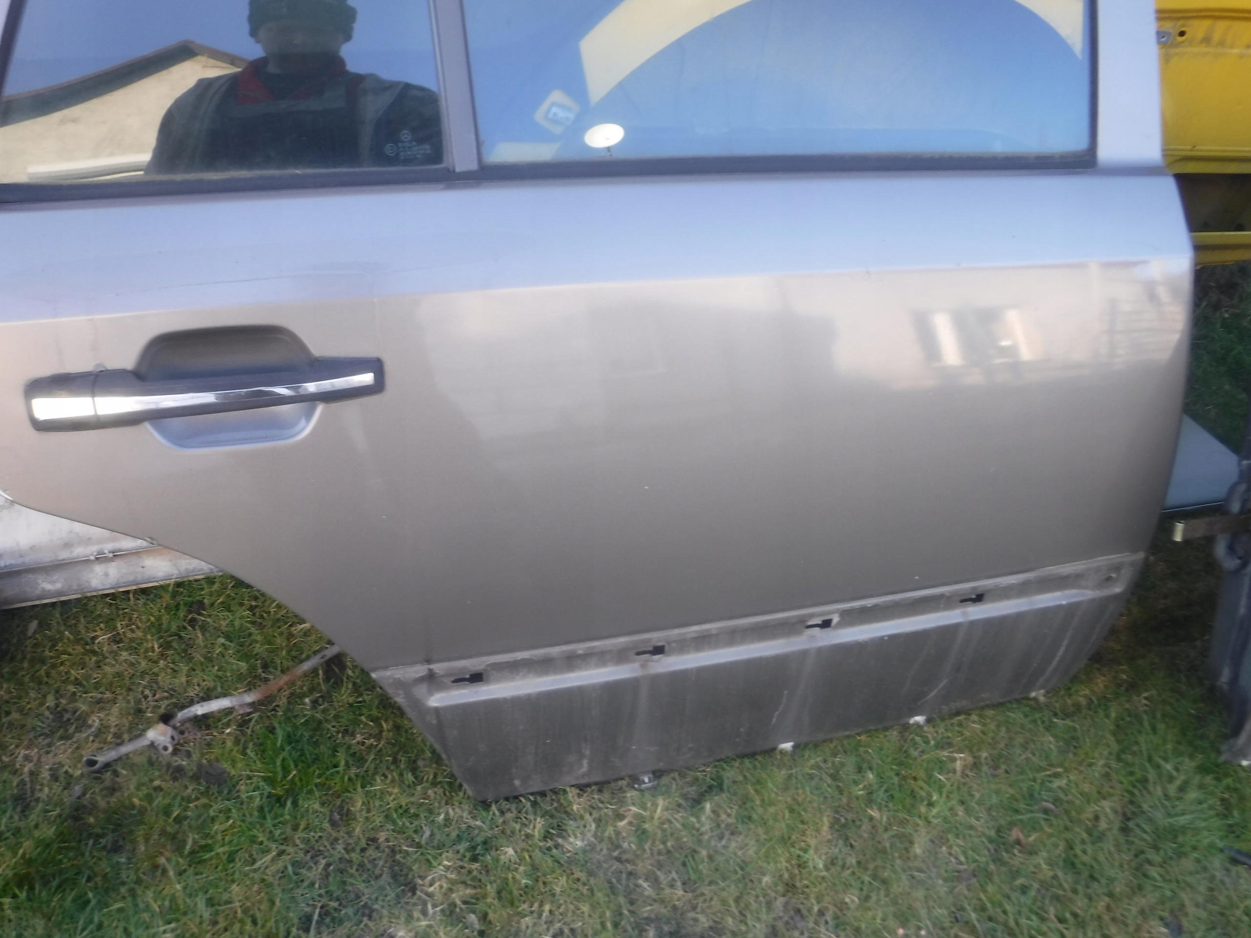 door left rear part right rear. MERCEDES E W124 KOMBI
