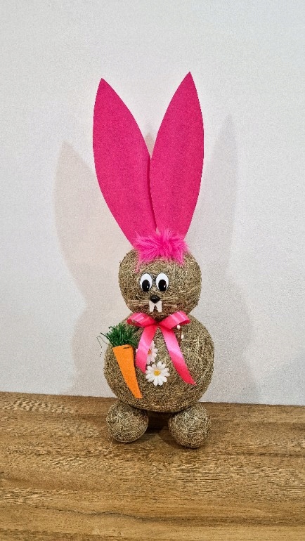 Růžový velikonoční zajíček Velká figurka se senem na Velikonoce