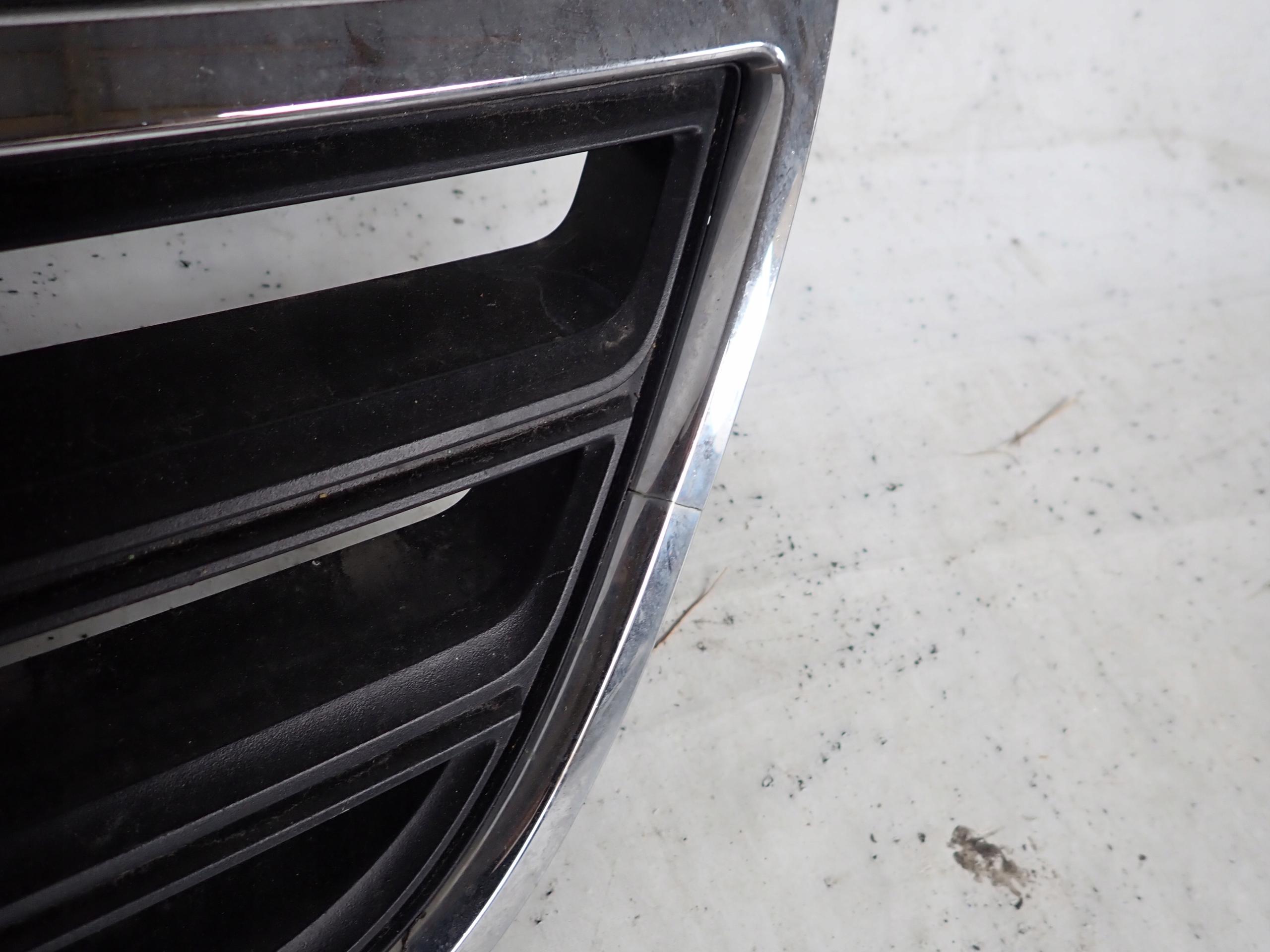 SEAT ALHAMBRA II 2 LIFT 15-20 Grill Grill