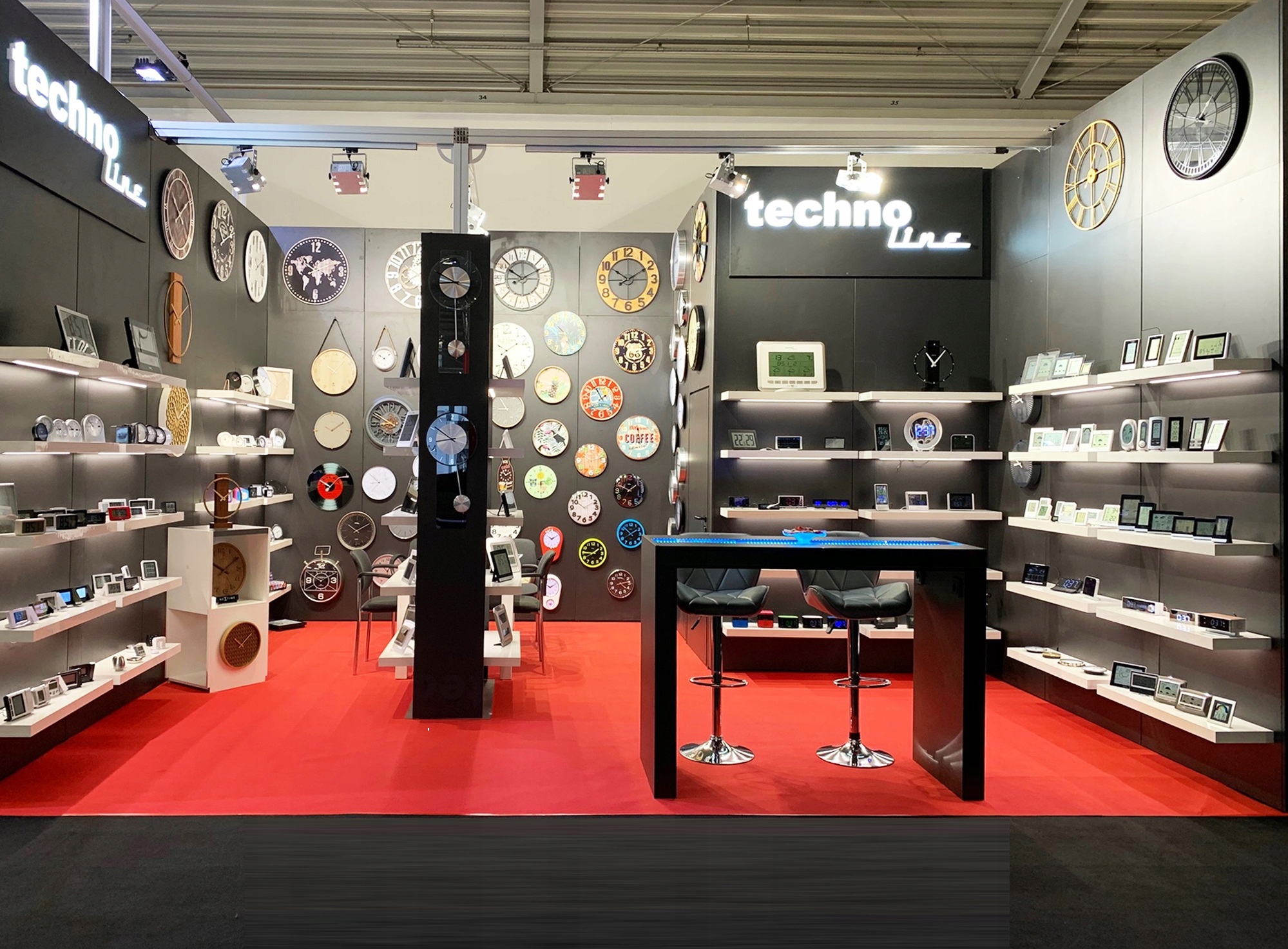 ZEGAR NA ŚCIANĘ RADIOWY STEROWANY RADIOWO ELEKTRONICZNY DOKŁADNY GERMANY Materiał dominujący tworzywo sztuczne