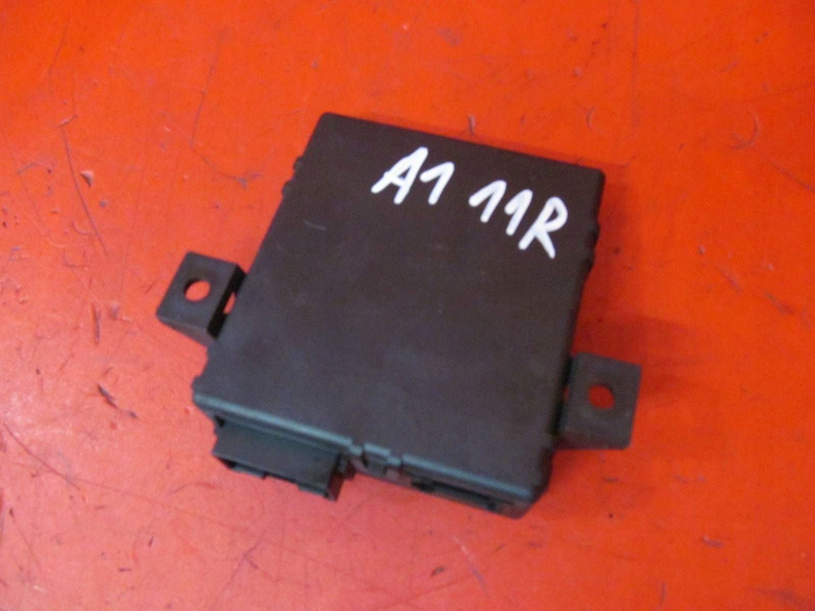 AUDI A1 S1 and 1 8X Q3 8U module control unit GATEWAY 8U0907468A