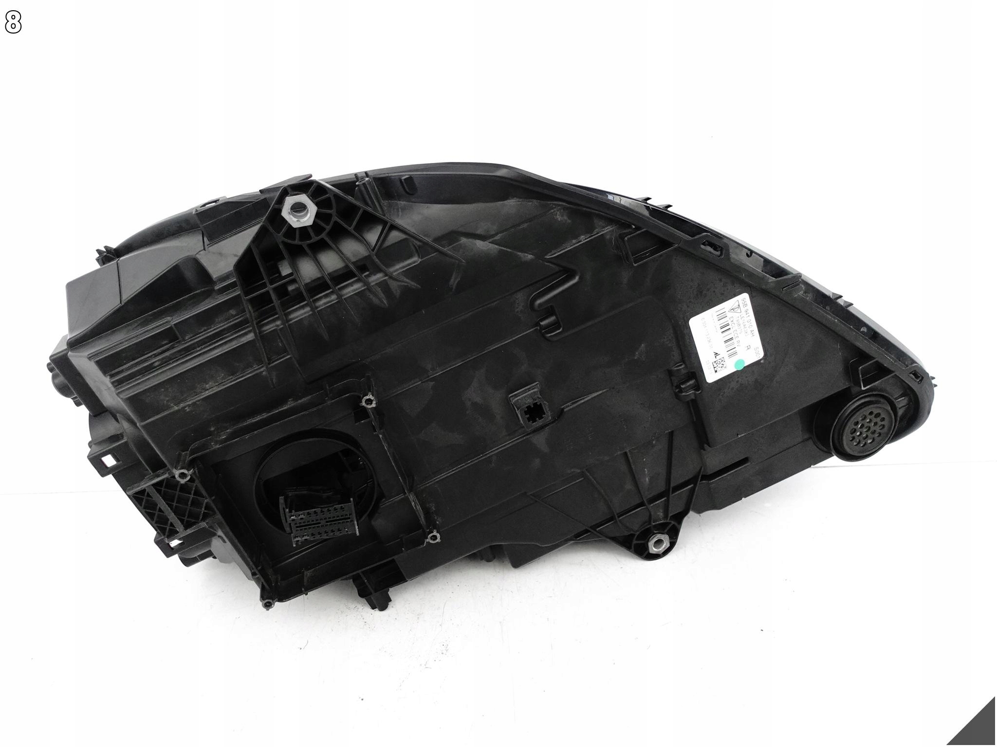 PORSCHE MACAN 95B LIFT 18- light EXCL FULL LED right front EUROPA black
