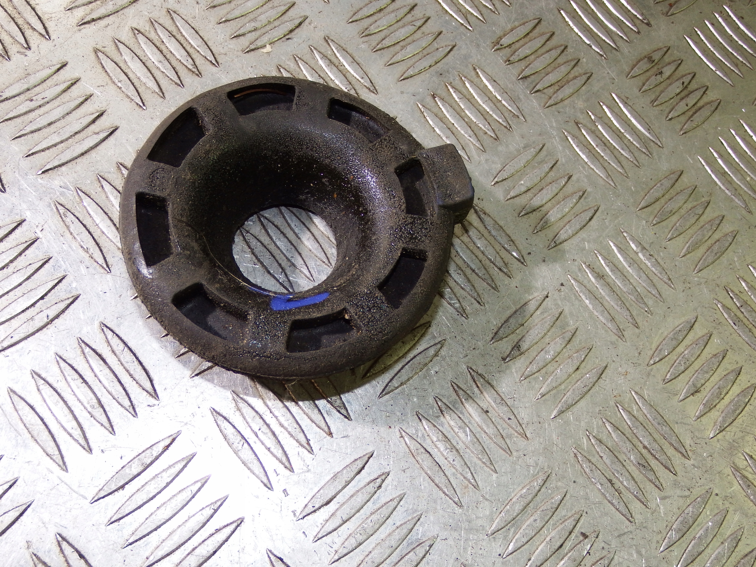 GUMA MOCOWANIE SPRĘŻYNY LEWY PRAWY TYLNA TYŁ RENAULT LAGUNA II III