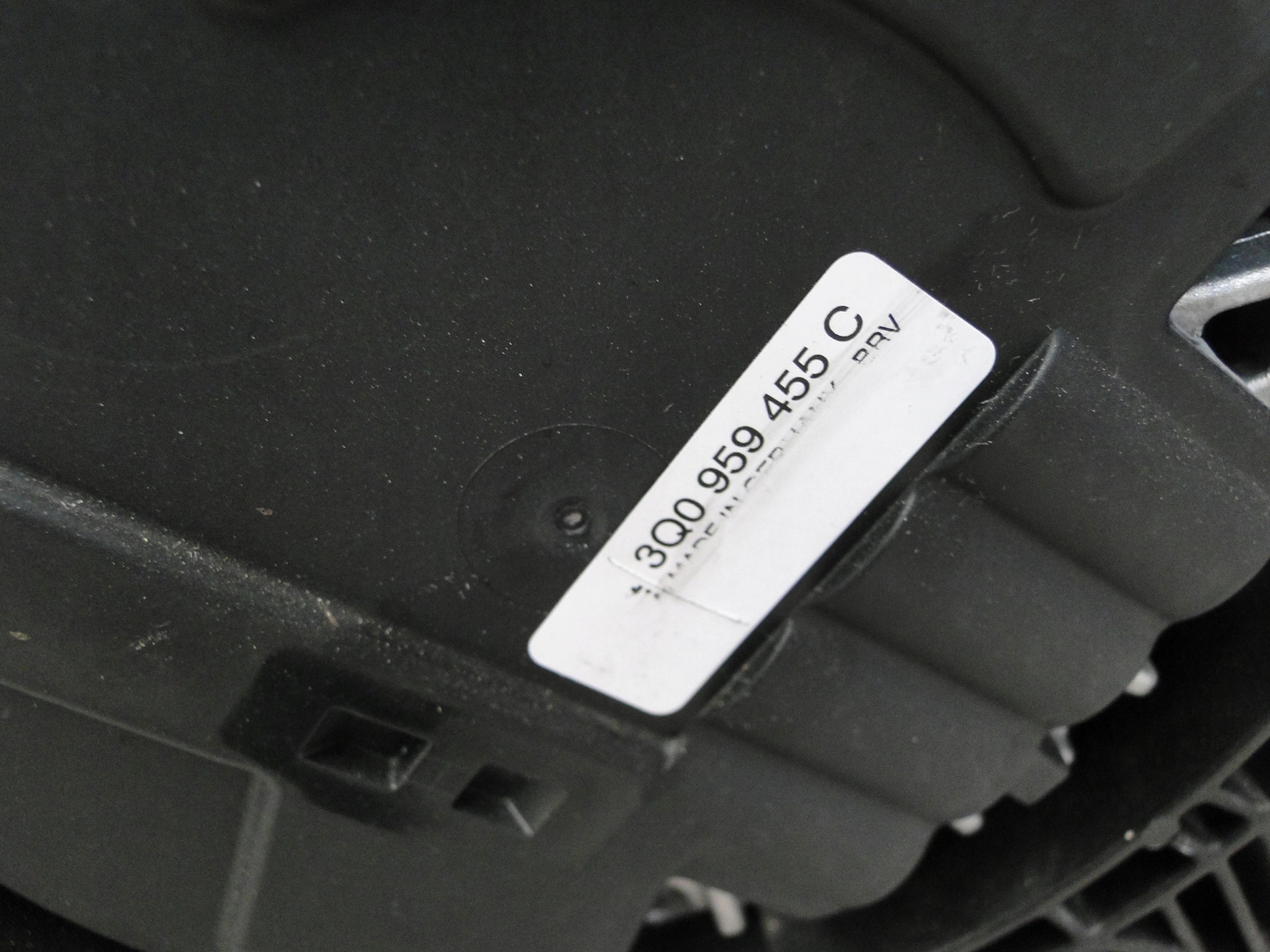 PAS PRZEDNI CHŁODNICE AUDI Q3 RS RSQ3 83A F3 2019 2.5 TFSI Strona zabudowy przód