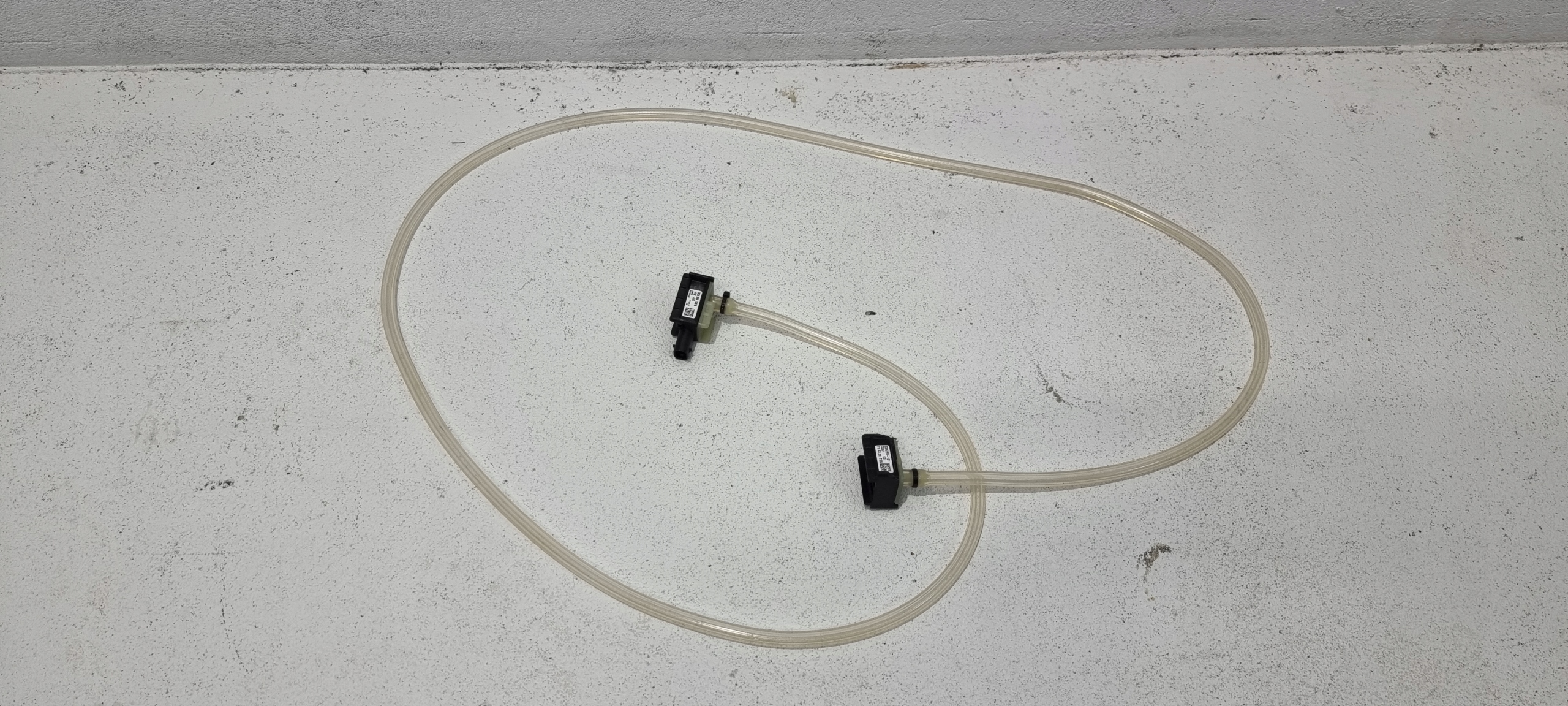 3G8959109B - ДАТЧИК ЗАЩИТЫ ПЕШЕХОДОВ VW ARTEON 3G8 LIFT 20-