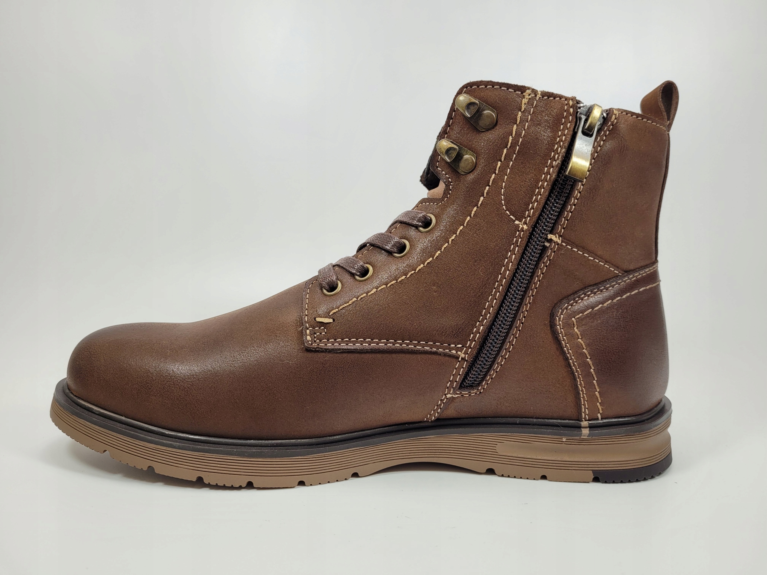 TRZEWIKI SKÓRZANE LEE COOPER LCJ-22-33-1479M 45 Materiał zewnętrzny skóra naturalna