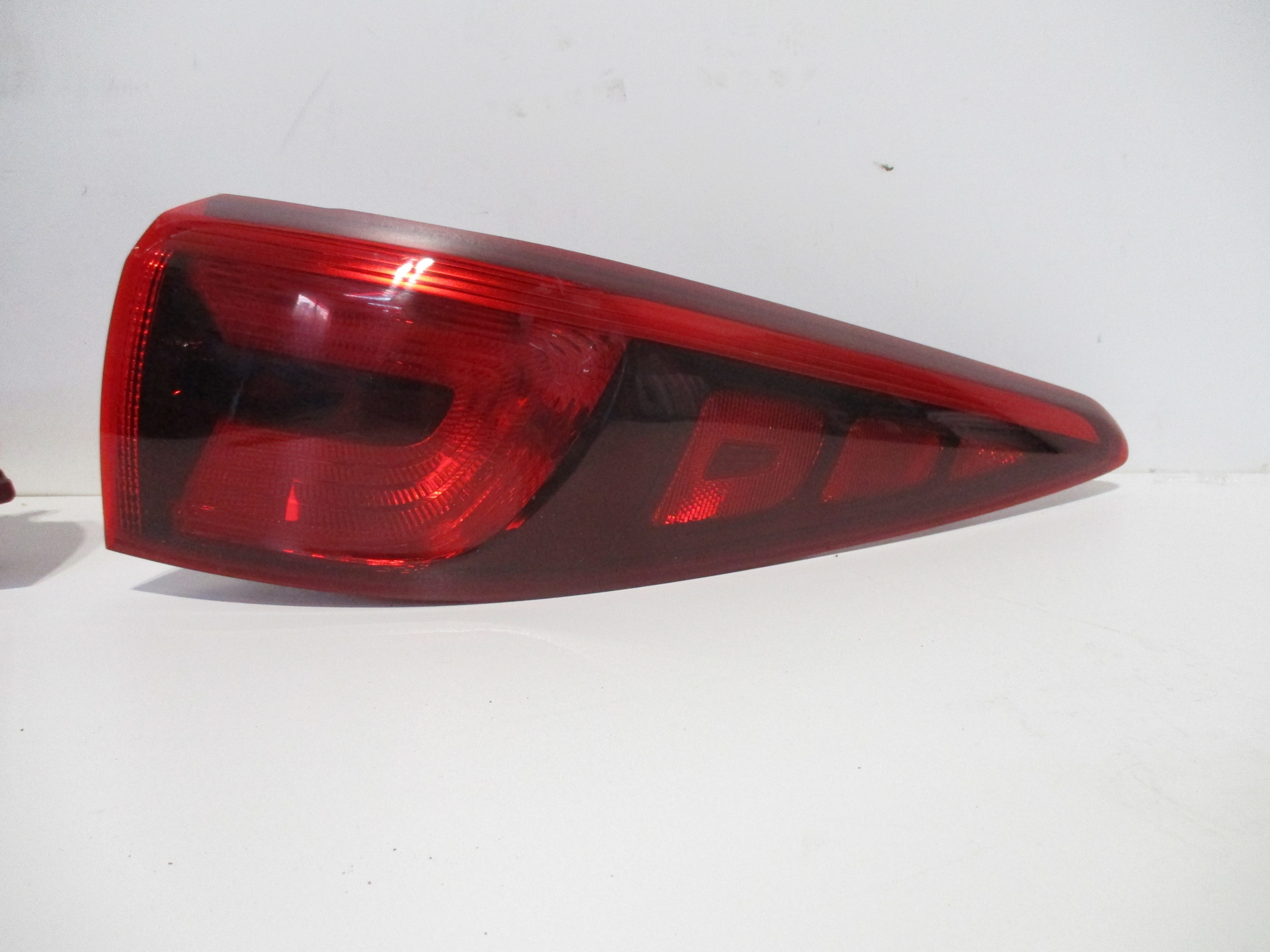 light lights Kia Sportage rear part rear. 16R
