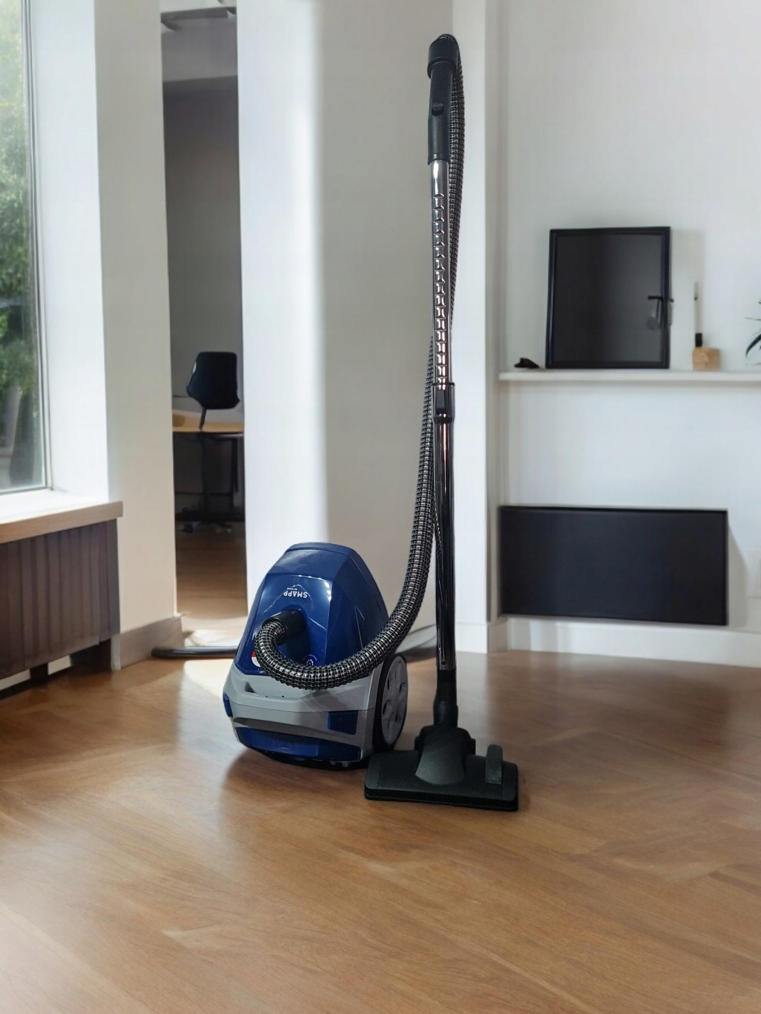 Polski odkurzacz SMAPP DYNAMIC+ 608.2 niebieski + worki + szczotka parkiet Kod producenta 608.2 NIEBIESKI