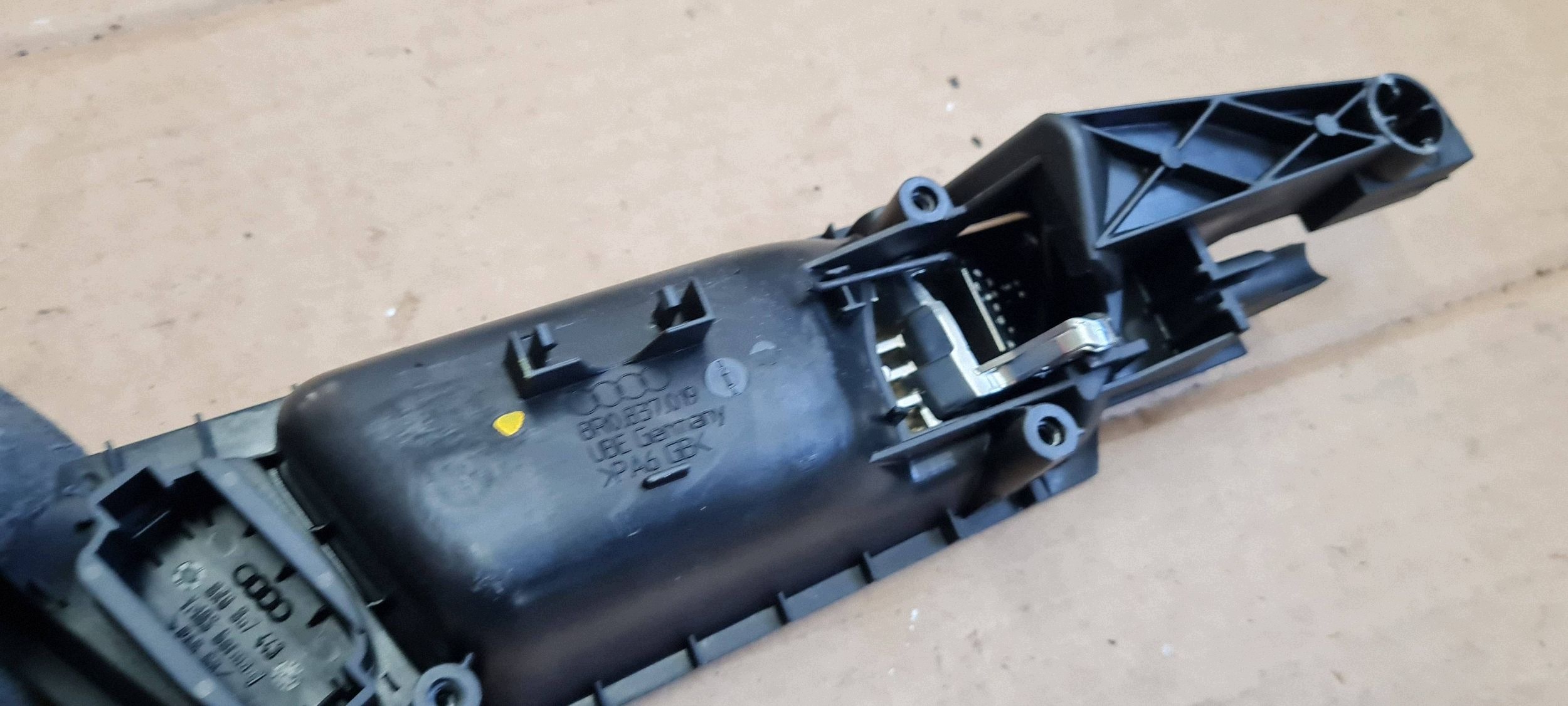 Q5 8R SQ5 LIFT handle door left left front front 8R0837019