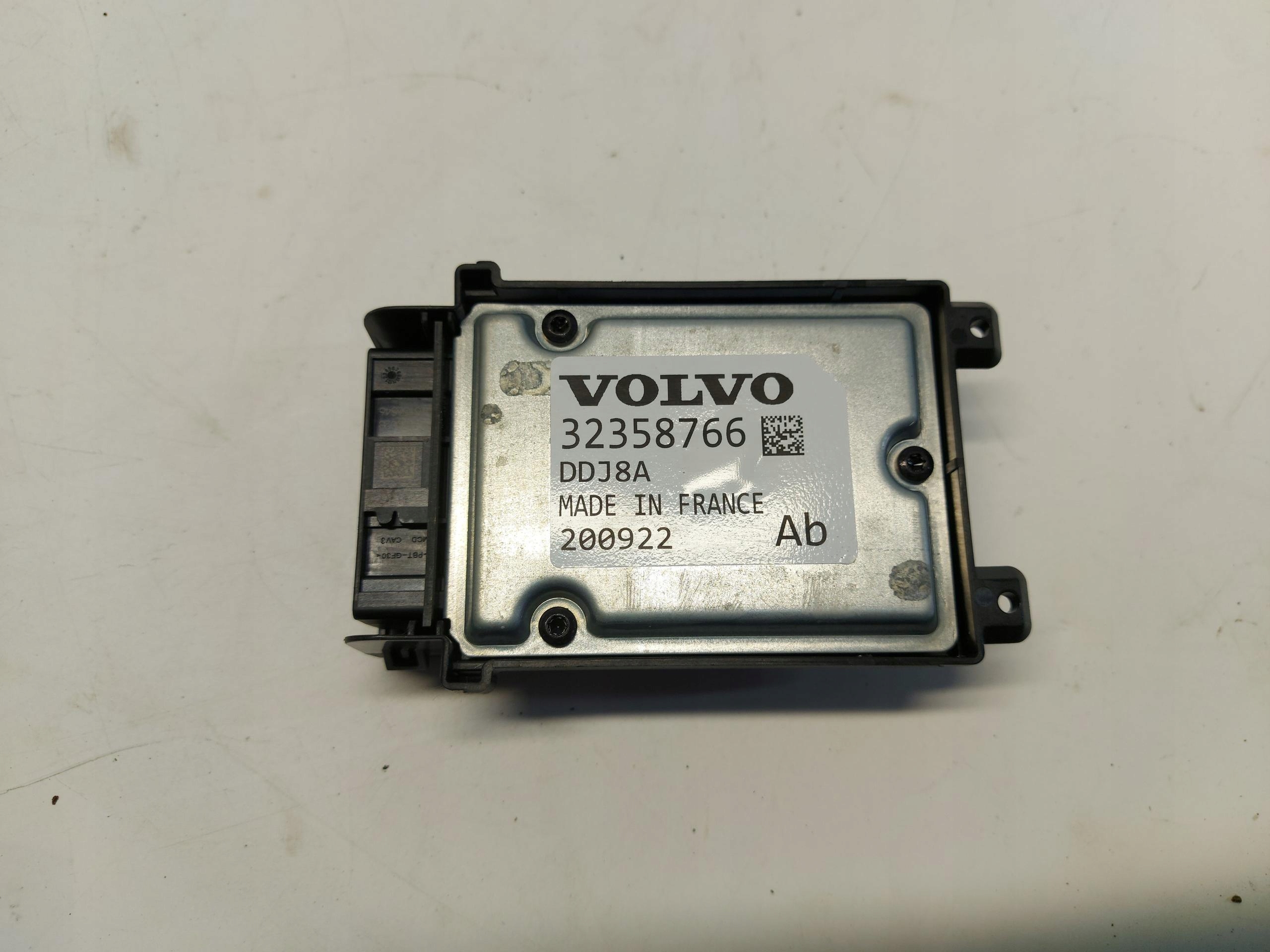 VOLVO XC60 II LIFT modulo Centralina Paraurti 32358766