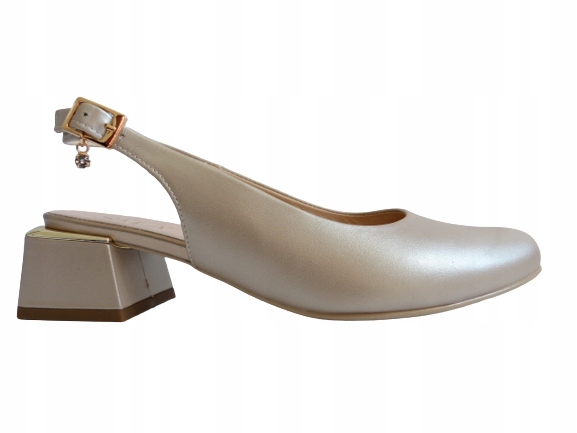 Zlaté sandály a lodičky dámské kožené boty bez podpatku Sala 37