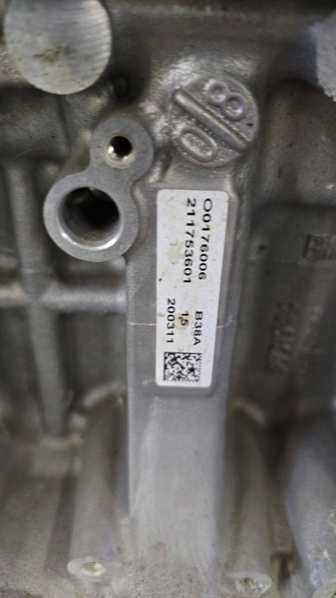 BMW 2 F46 1.5 Бензин Двигатель B38A