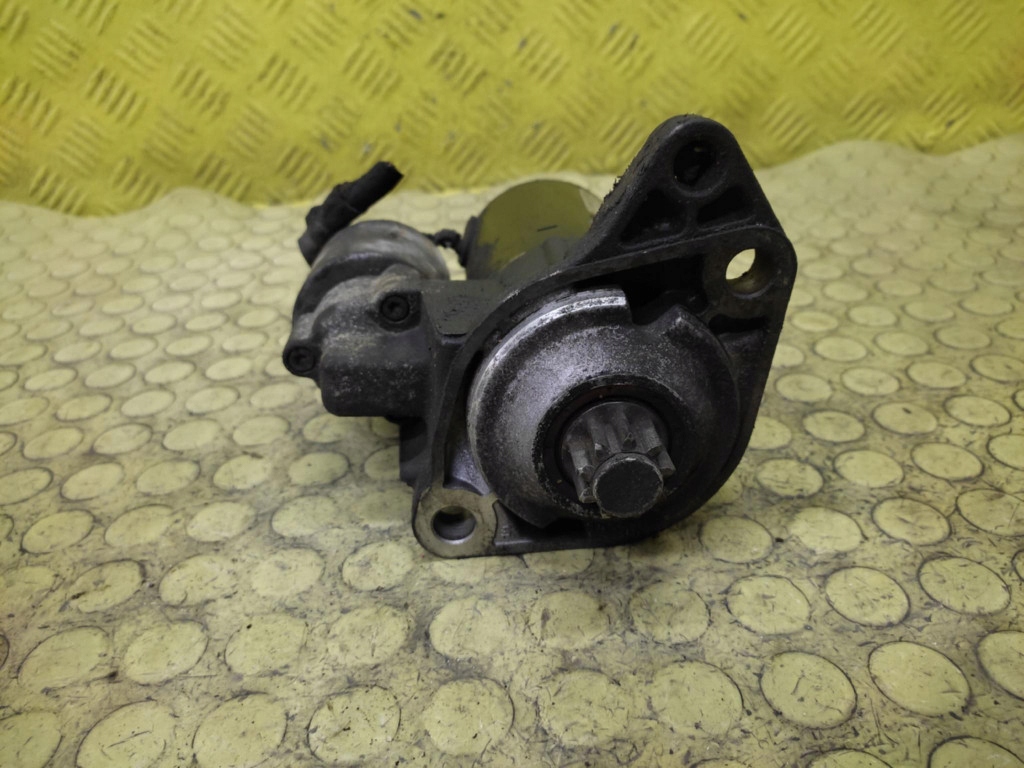 VW GOLF IV 1.4 starter 0986017830