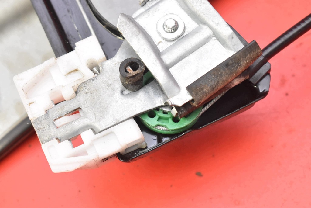 window regulator left front EU 1T1837029AG VW TOURAN 1 and 03-06
