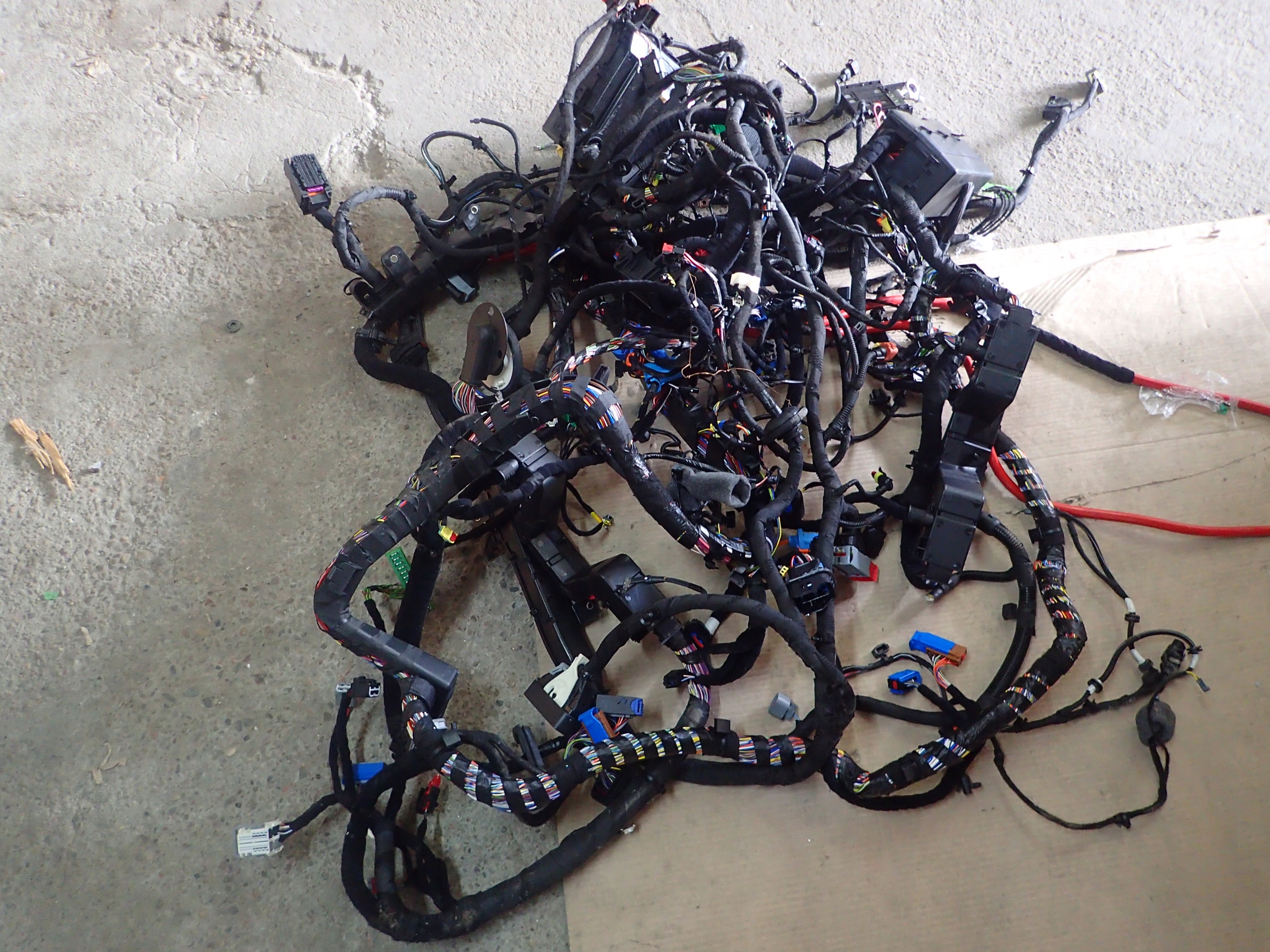 MASERATI GHIBLI ТРОФЕЙ КОМПЛЕКТ МОНТАЖУ ПРОВОДКА ГОЛОВНА