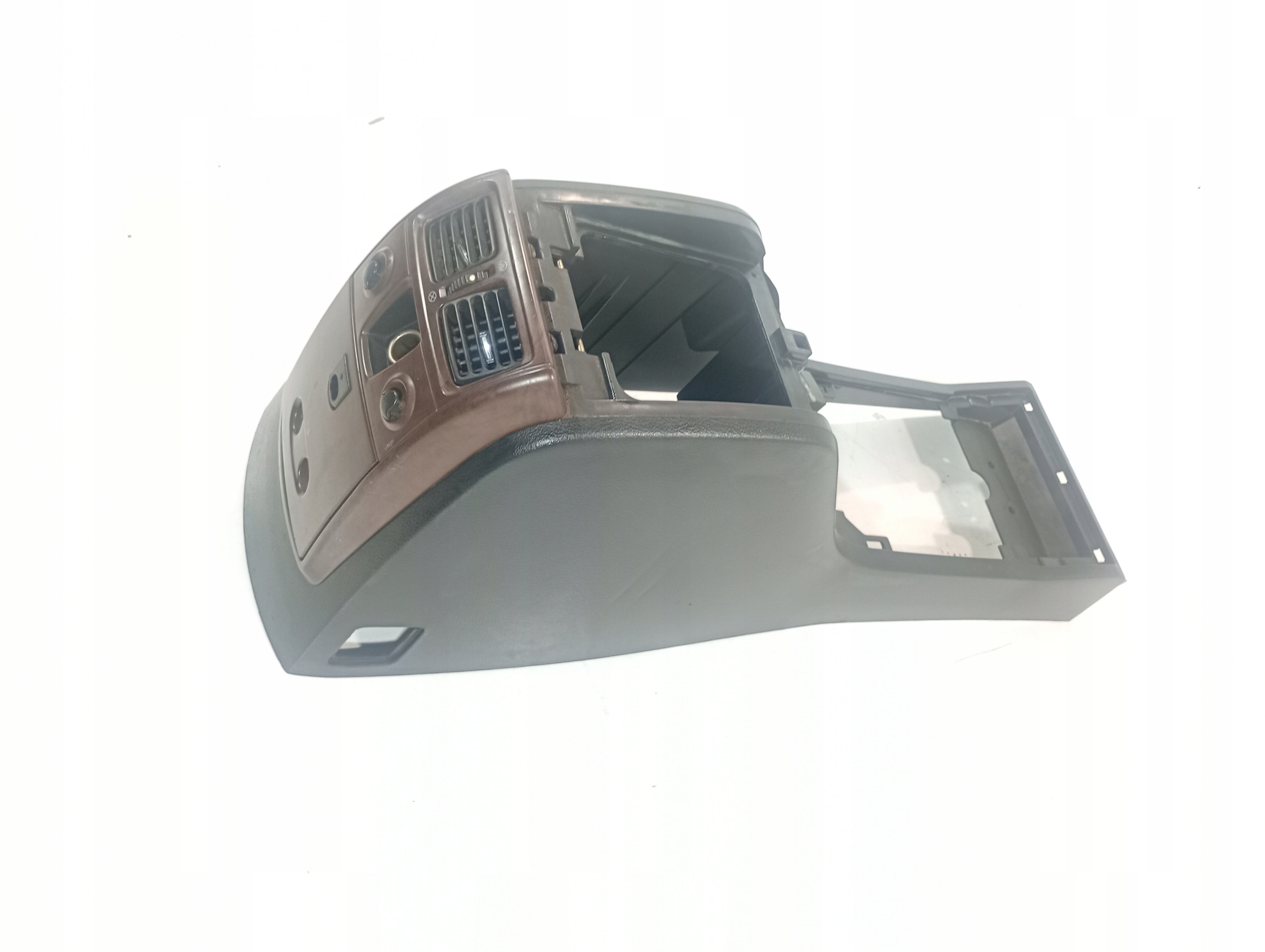 SsangYong Rexton 2 II 01-06 PANEL central
