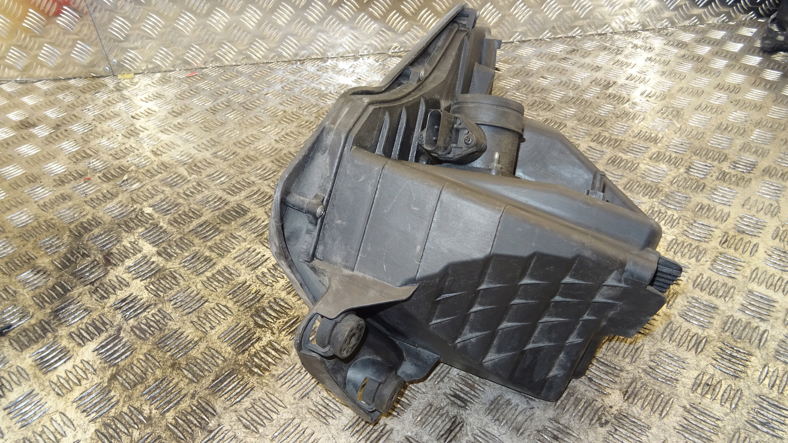 BMW OE 0280218075 1438687 Luftmassenmesser Gehäuse filter luft NR M897