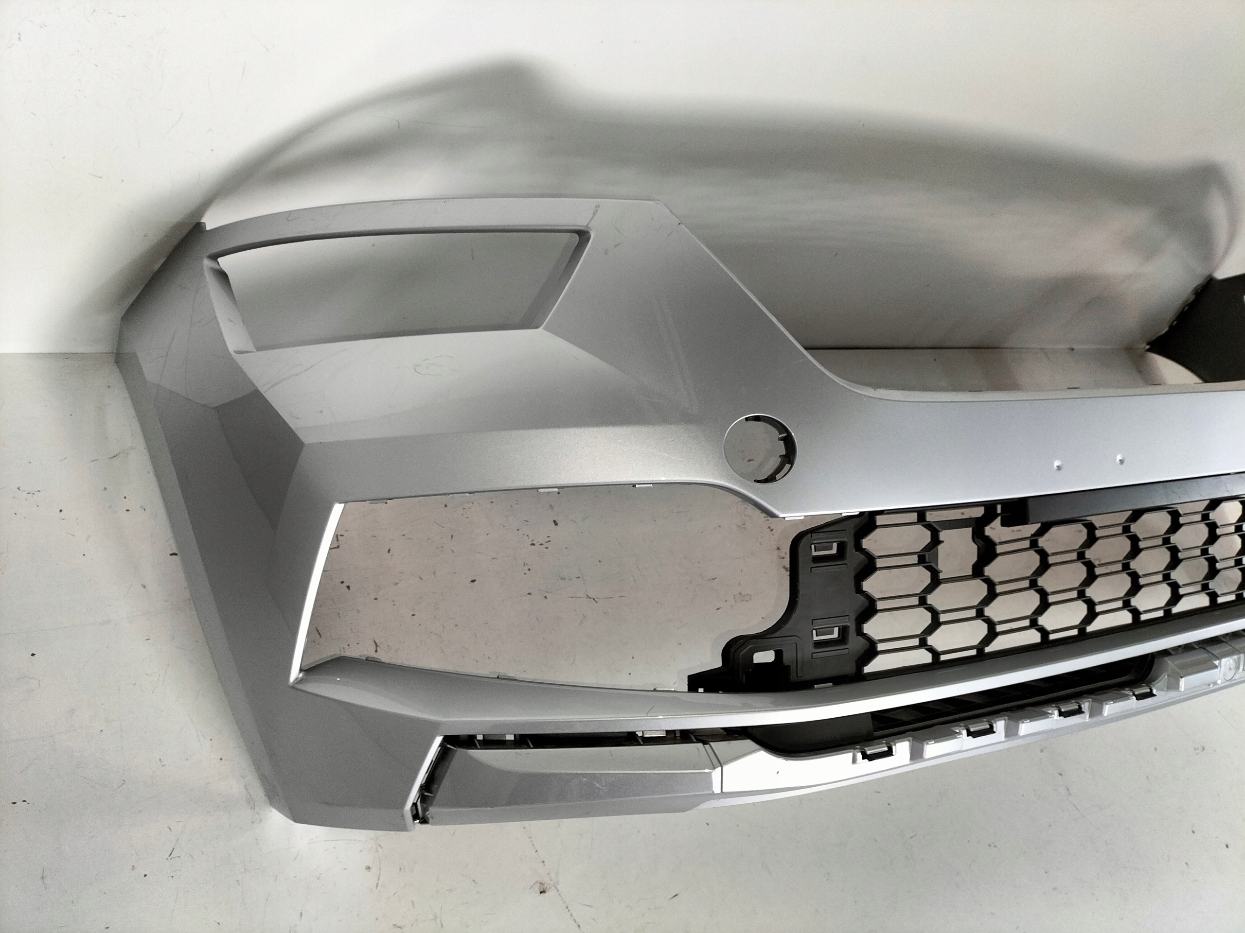 FRONTSTOSSSTANGE VORNE SKODA KAMIQ 19