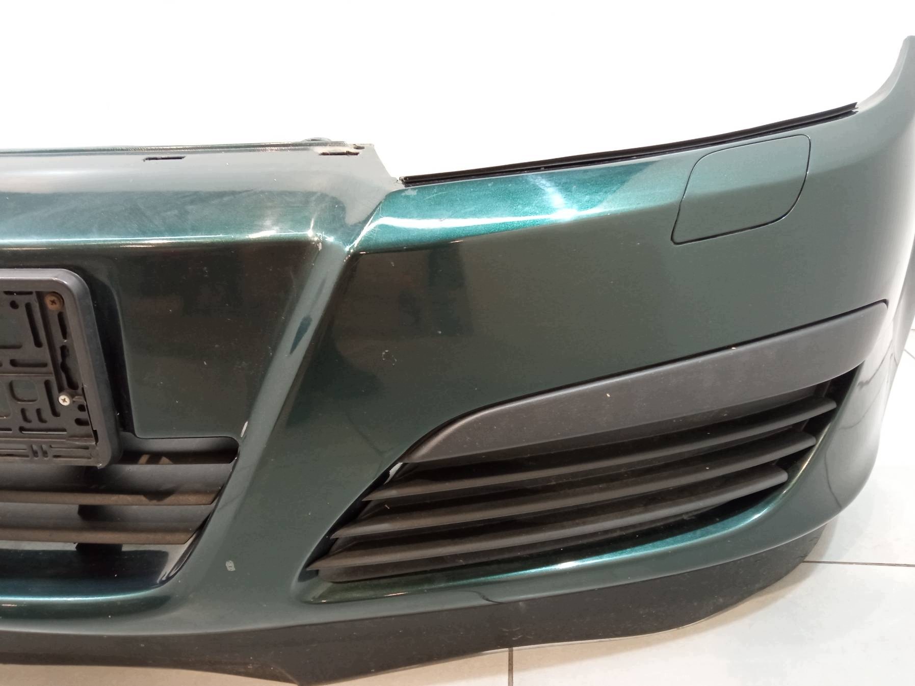 bumper front green Opel Astra III (2004-2014 ) H