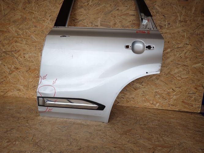 SUZUKI VITARA III 15- door left rear. rear part