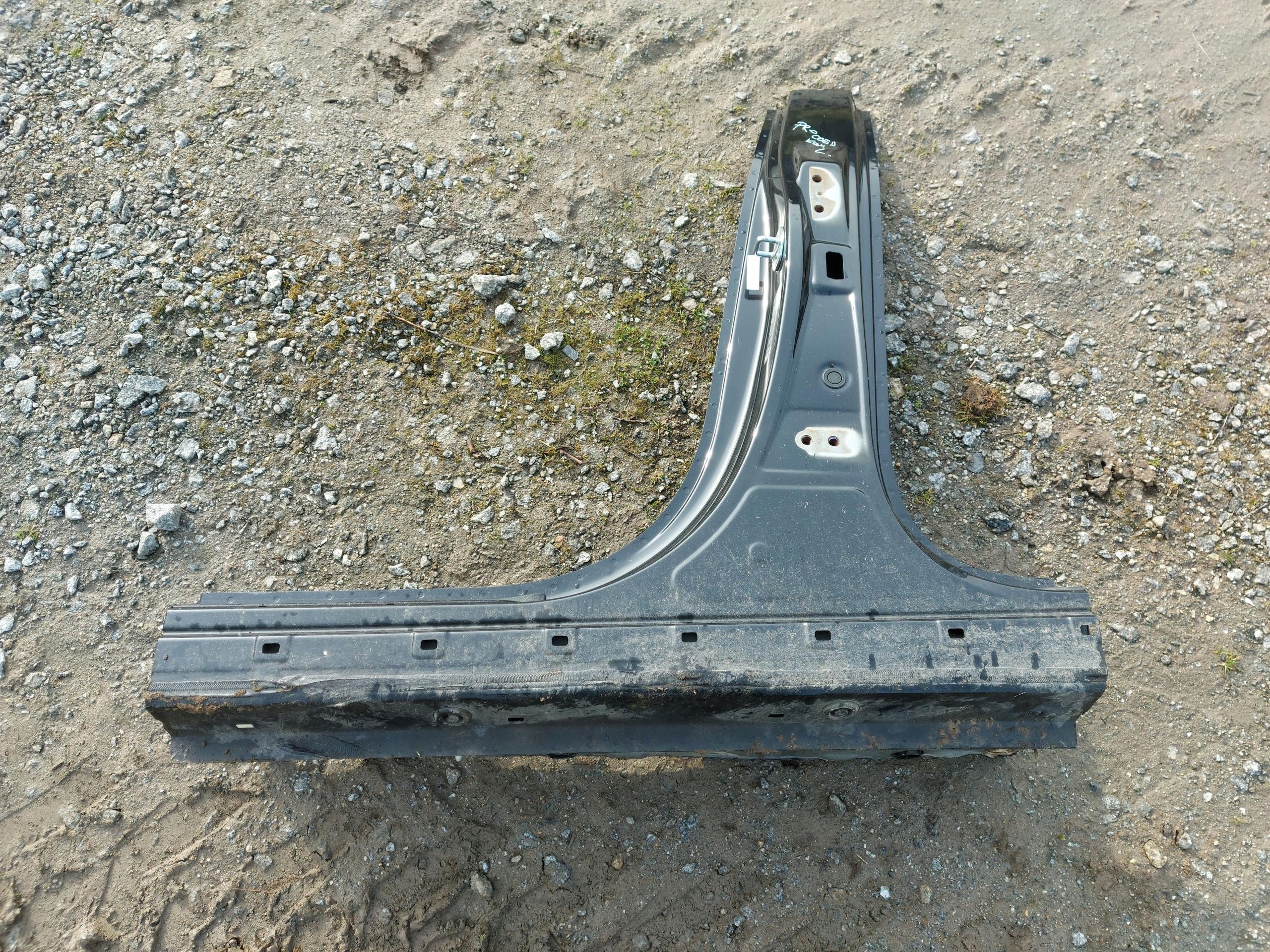 KIA Pro Ceed Kombi threshold pillar left