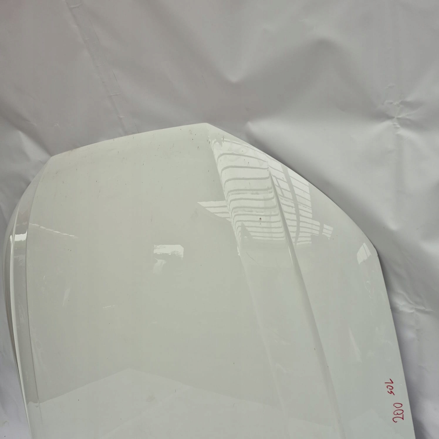 AUDI A4 B9 8W 15-23 hauba
