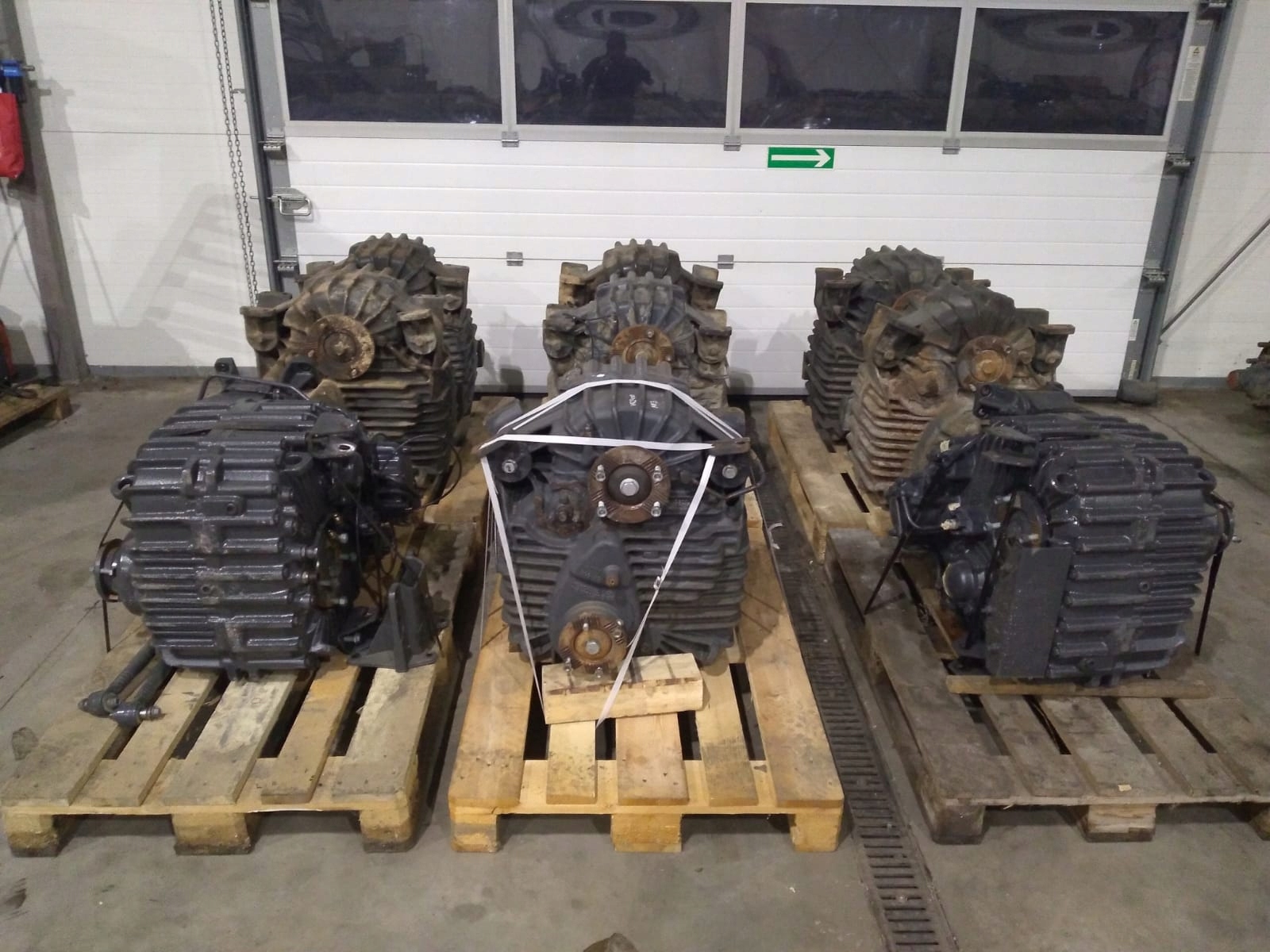 A0002800300, VG2400-3W/1.448, - Раздаточная коробка Mercedes Actros 8x8 x6 VG2400