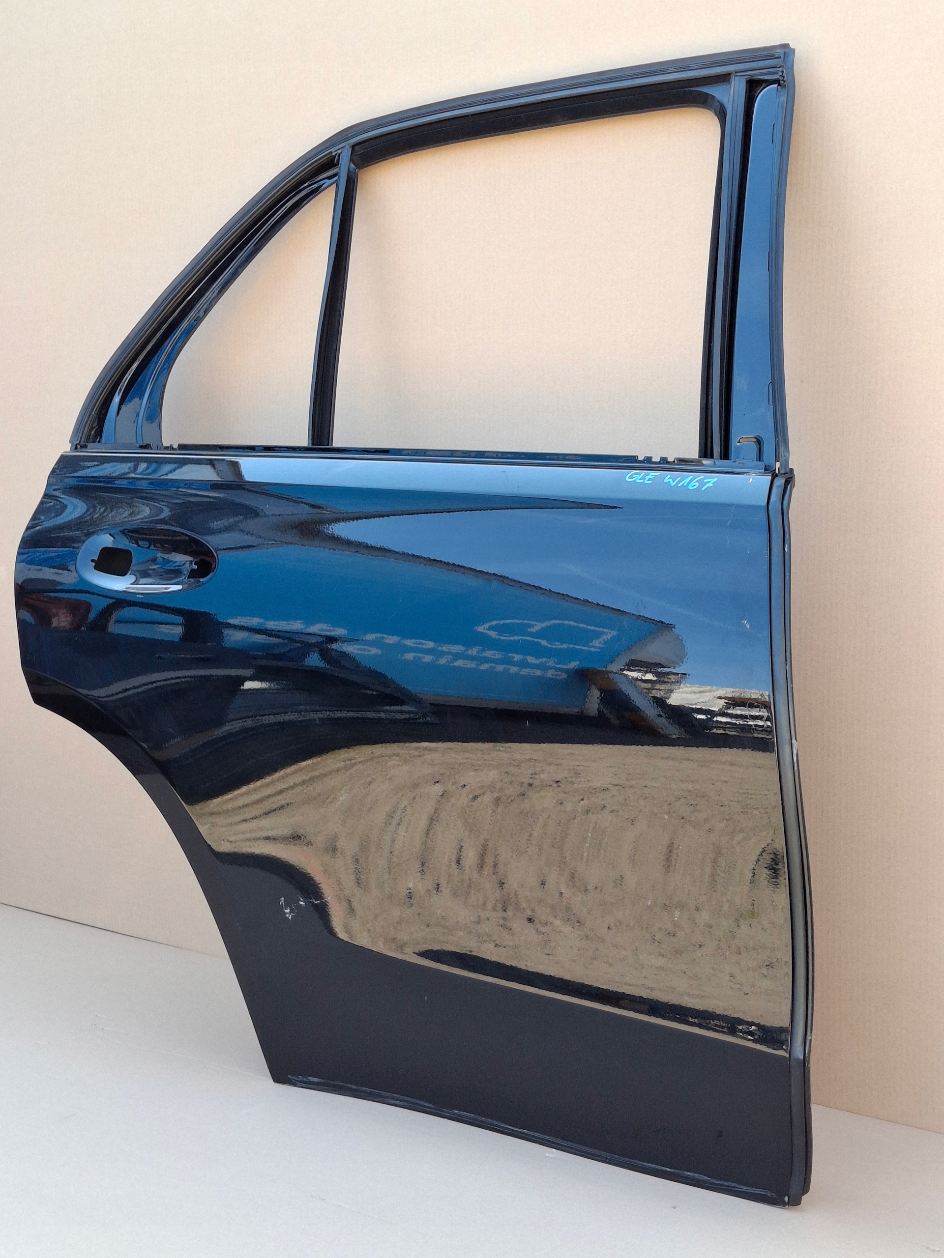 MERCEDES GLE W167 DRZWI PRAWY TYŁ PRAWE TYLNE A1677308211 Kolor czarny