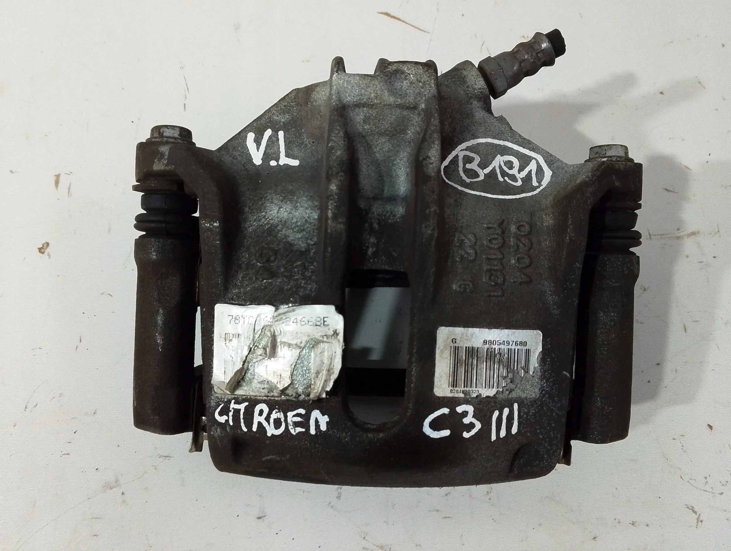 Citroen C3 III caliper brake front left 0204 / Y01131 (B191)