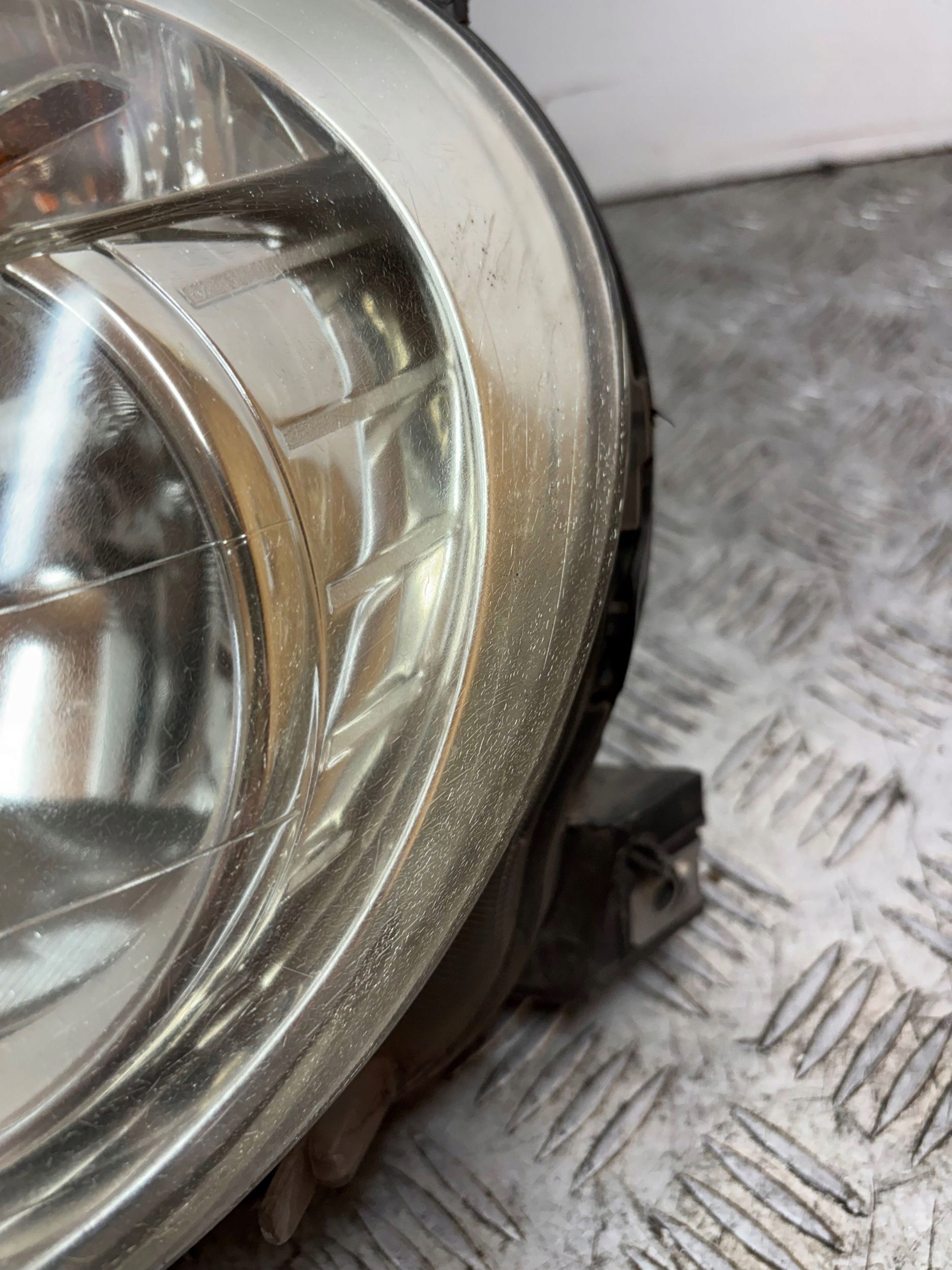 REFLEKTOR light left FIAT 500 07