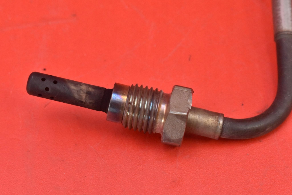 Sensor TEMPERATURY Gase 04L906088DR AUDI A6 C7 2.0 TDI 190 KM 14-20