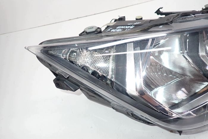 SEAT IBIZA V ARONA 17- reflektor right light right