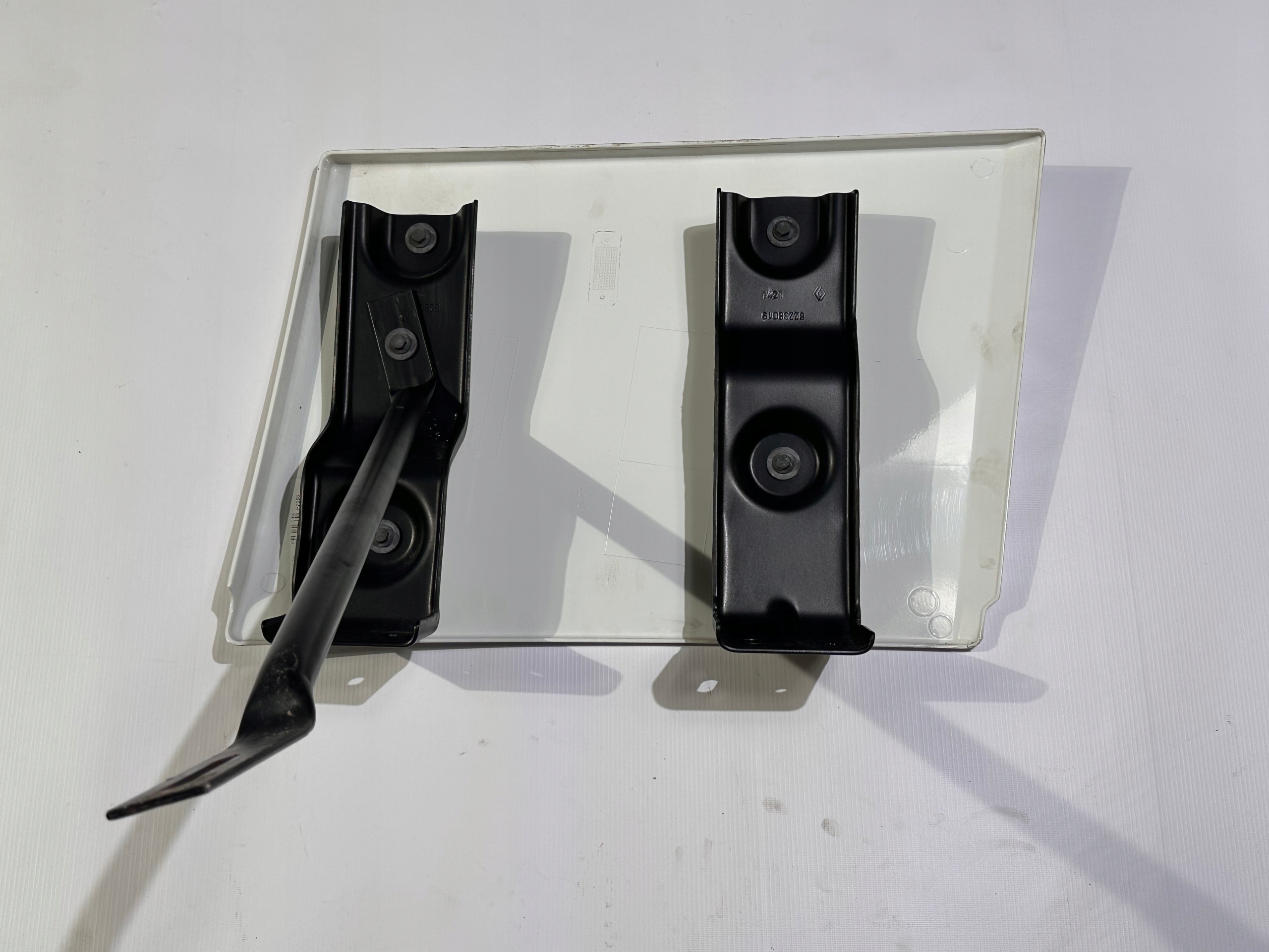 bonnet hood lotka spoiler cabs right Renault Range Gama T