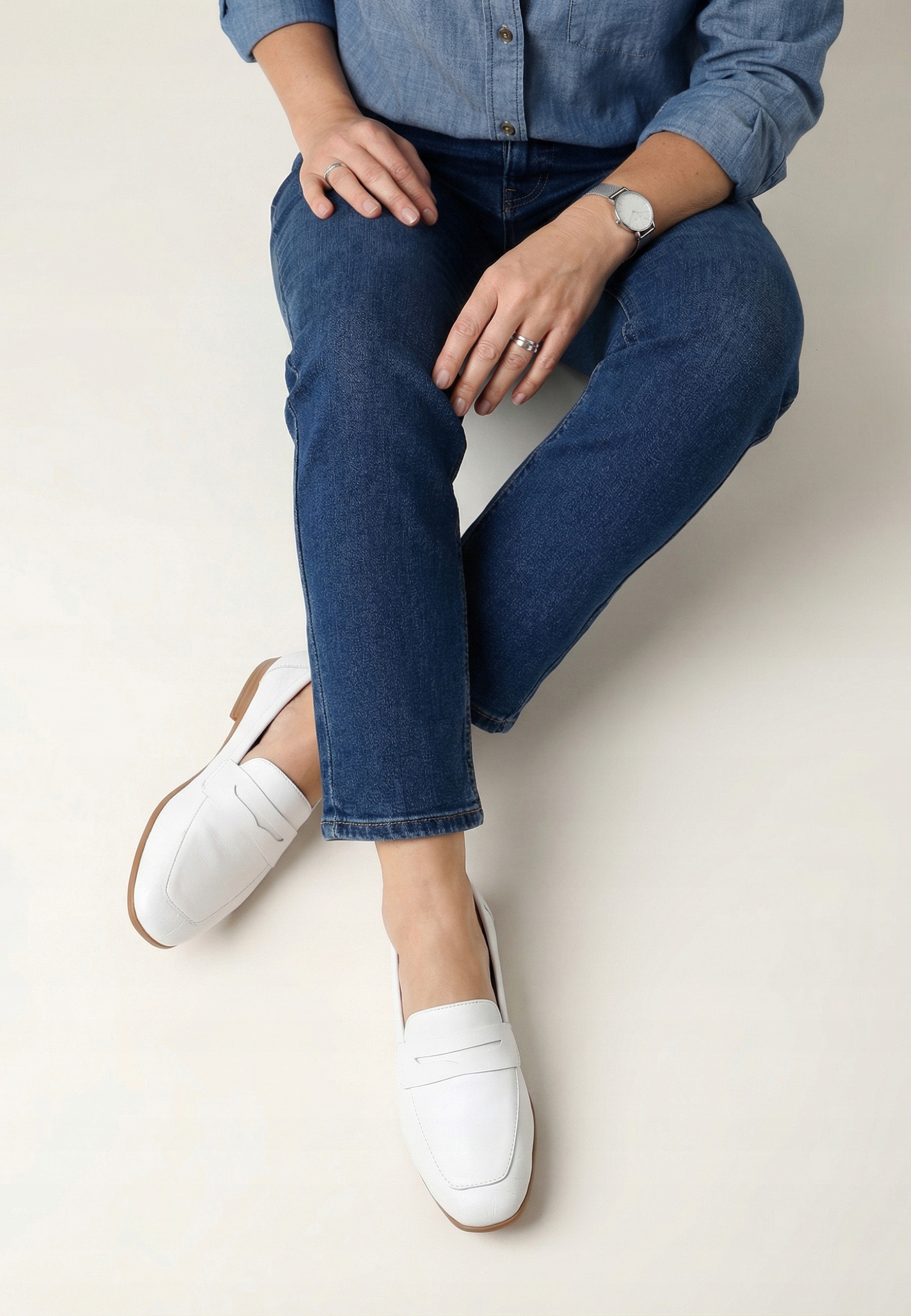 Venezia damskie mokasyny ze skóry naturalnej w białym kolorze rozmiar 38