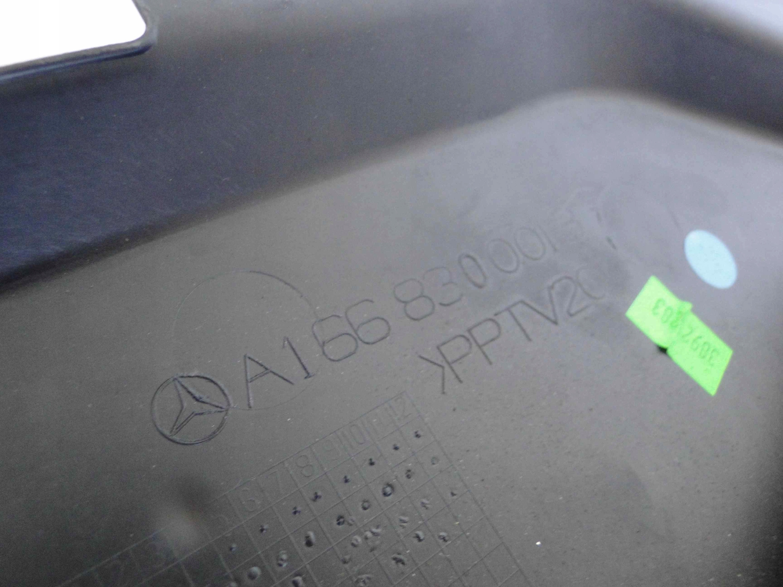 MERCEDES ML GLE W166 166 PODSZYBIE WLOT OSŁONA Typ samochodu Samochody osobowe