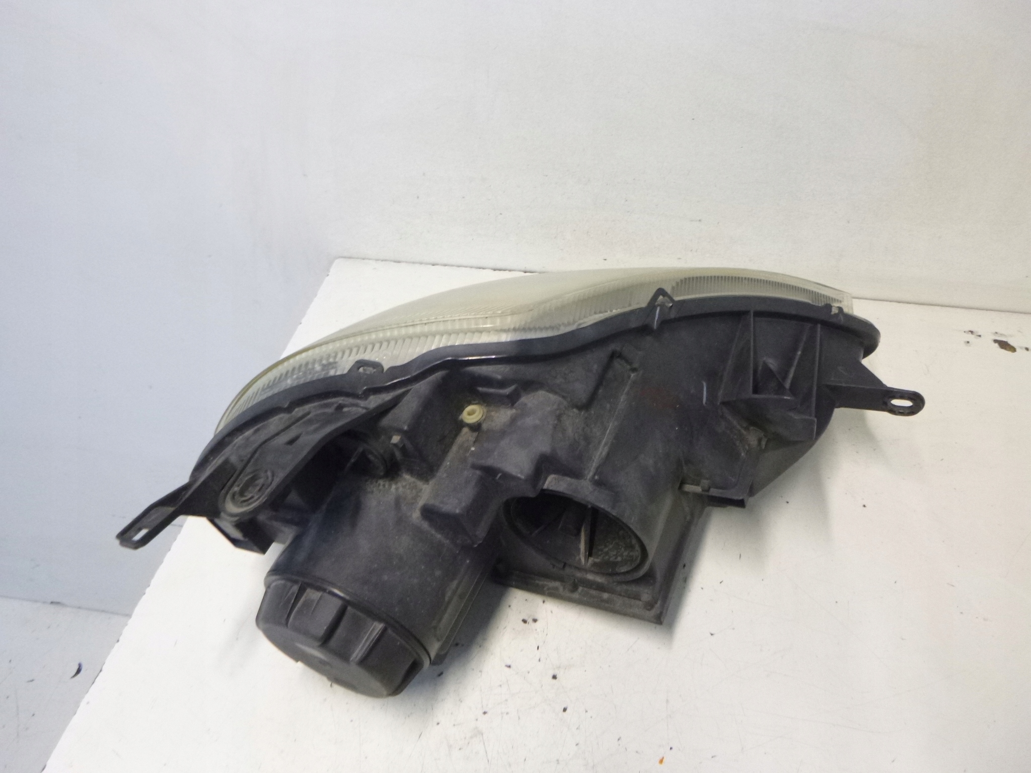 light front Citroen C8 2001r.