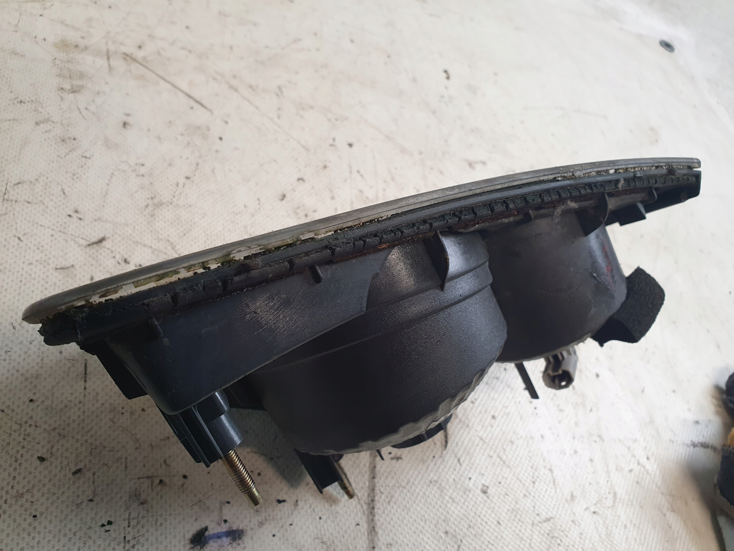 light rear part bonnet right MAZDA 6 sedan 2004r.