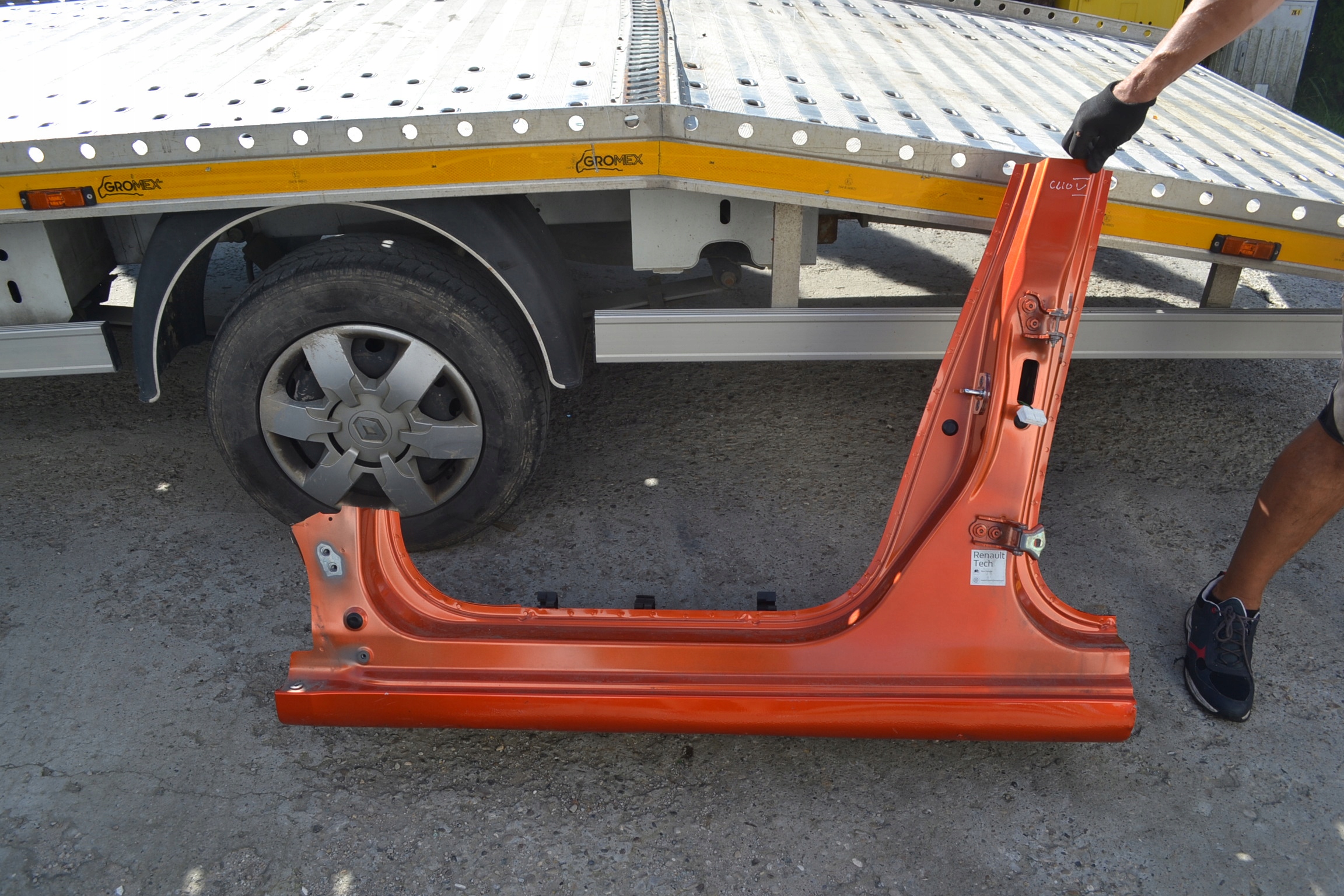 threshold pillar left Renault Clio V 21r