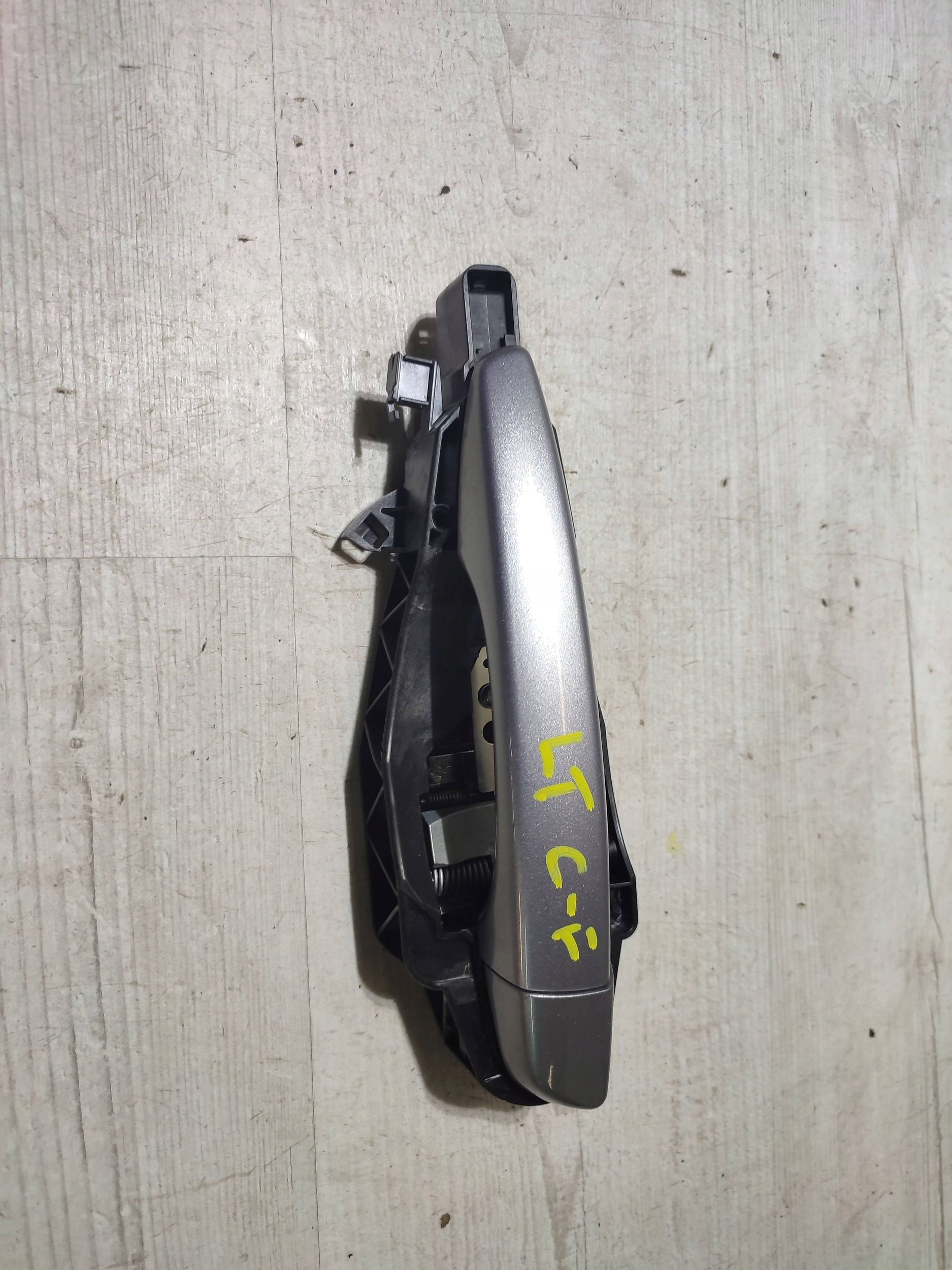 Opel Corsa F 2020 rear part side left handle exterior