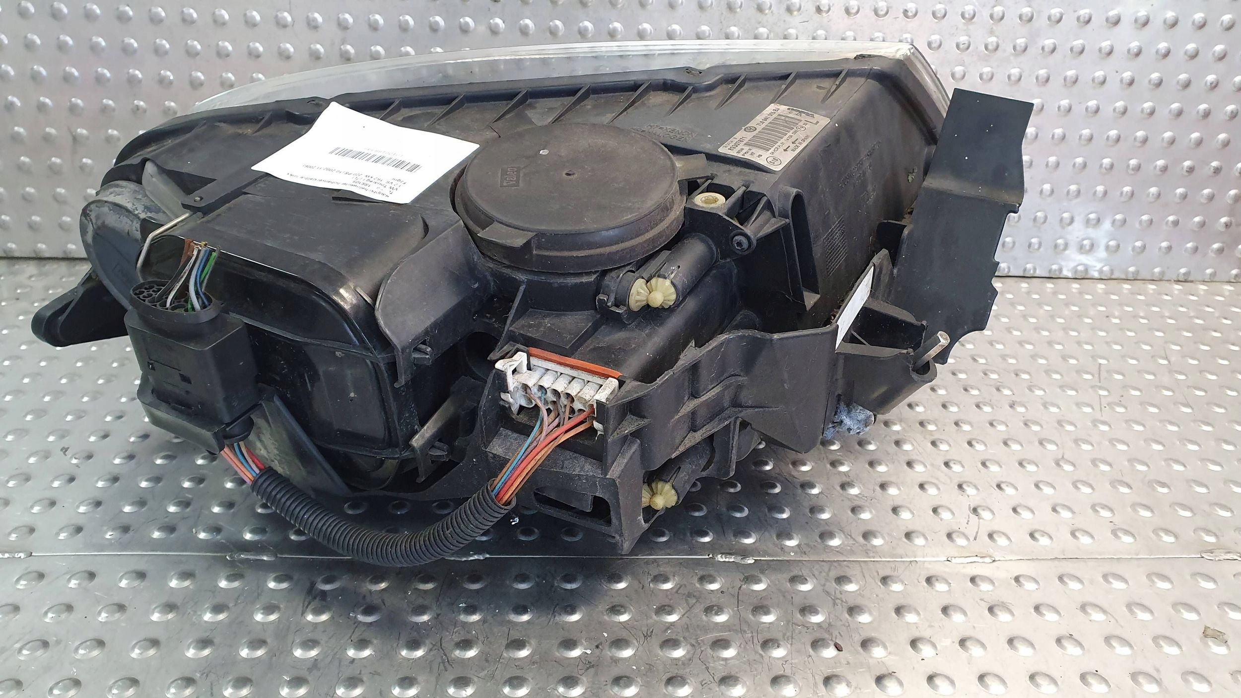 light front left 7L6941015BJ VW TOUAREG and 02
