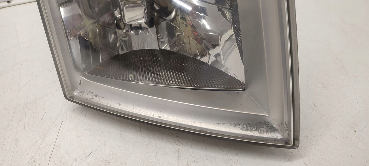 light front front right Ford Transit MK7 2,4
