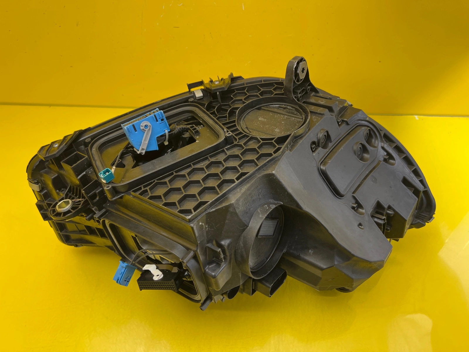 light left Mercedes C-Klasa W206 A2069065304 Digital Light