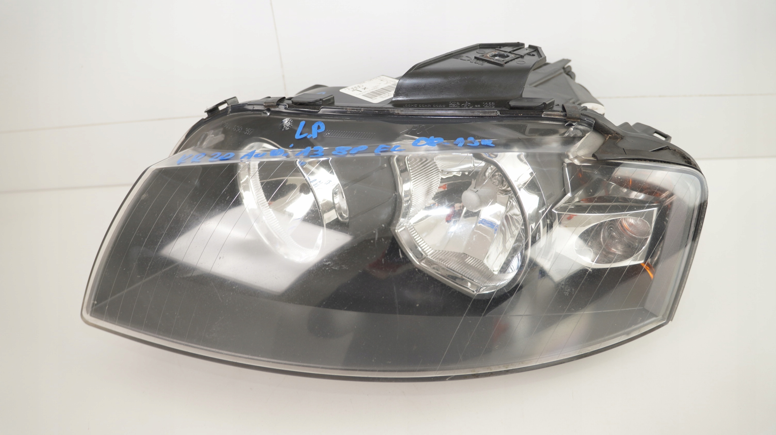 ФАРА ЛІВИЙ ПЕРЕД ПЕРЕДНЯ AUDI A3p 03-08r