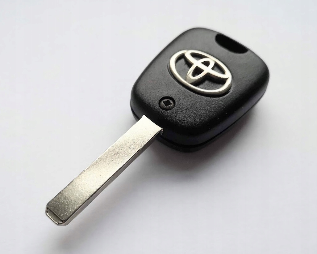 897850H040 - ОРИГІНАЛЬНИЙ БРЕЛОК ДЛЯ TOYOTA AYGO 73373067D