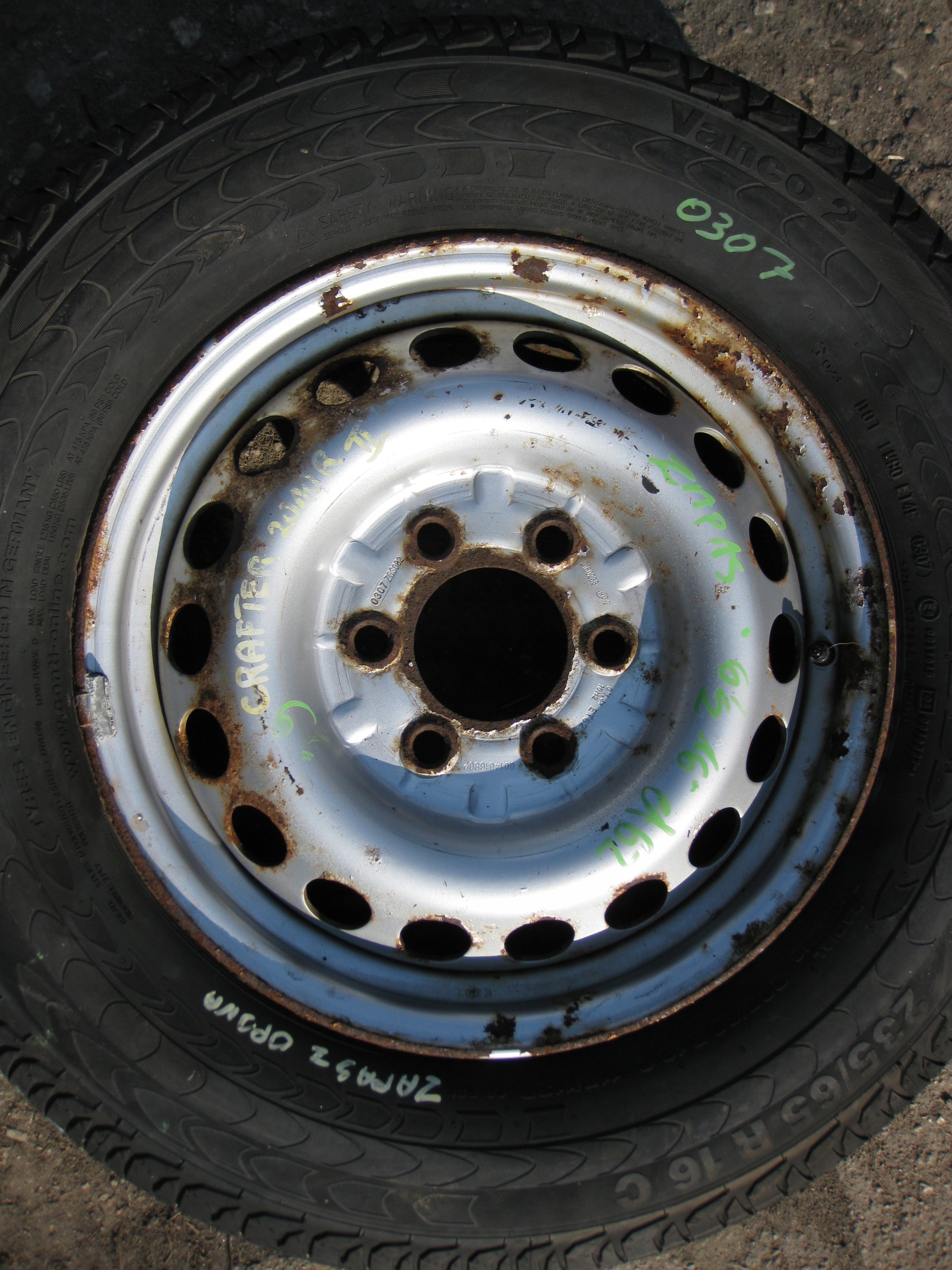 CRAFTER wheel spare CONTINENTAL VANCO 2 235/65/16C 9MM