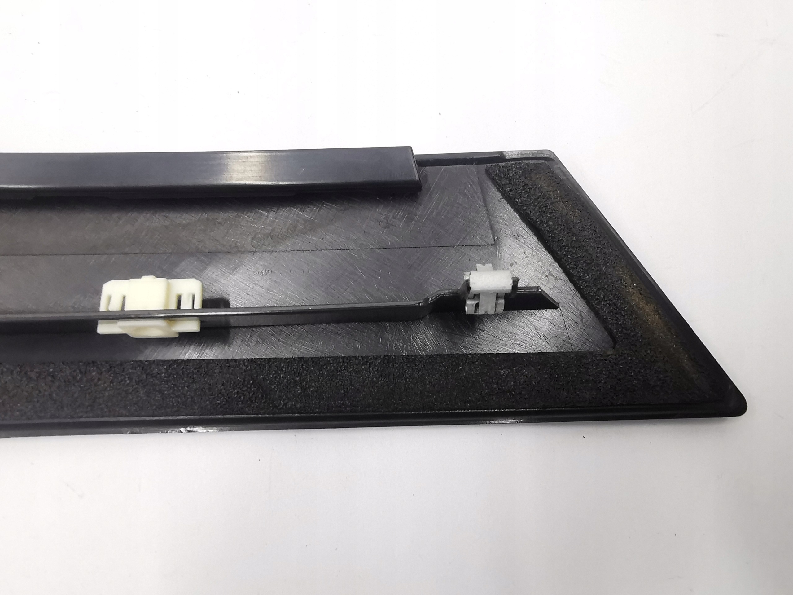 moulding cap door left rear part RENAULT CAPTUR 822351661R