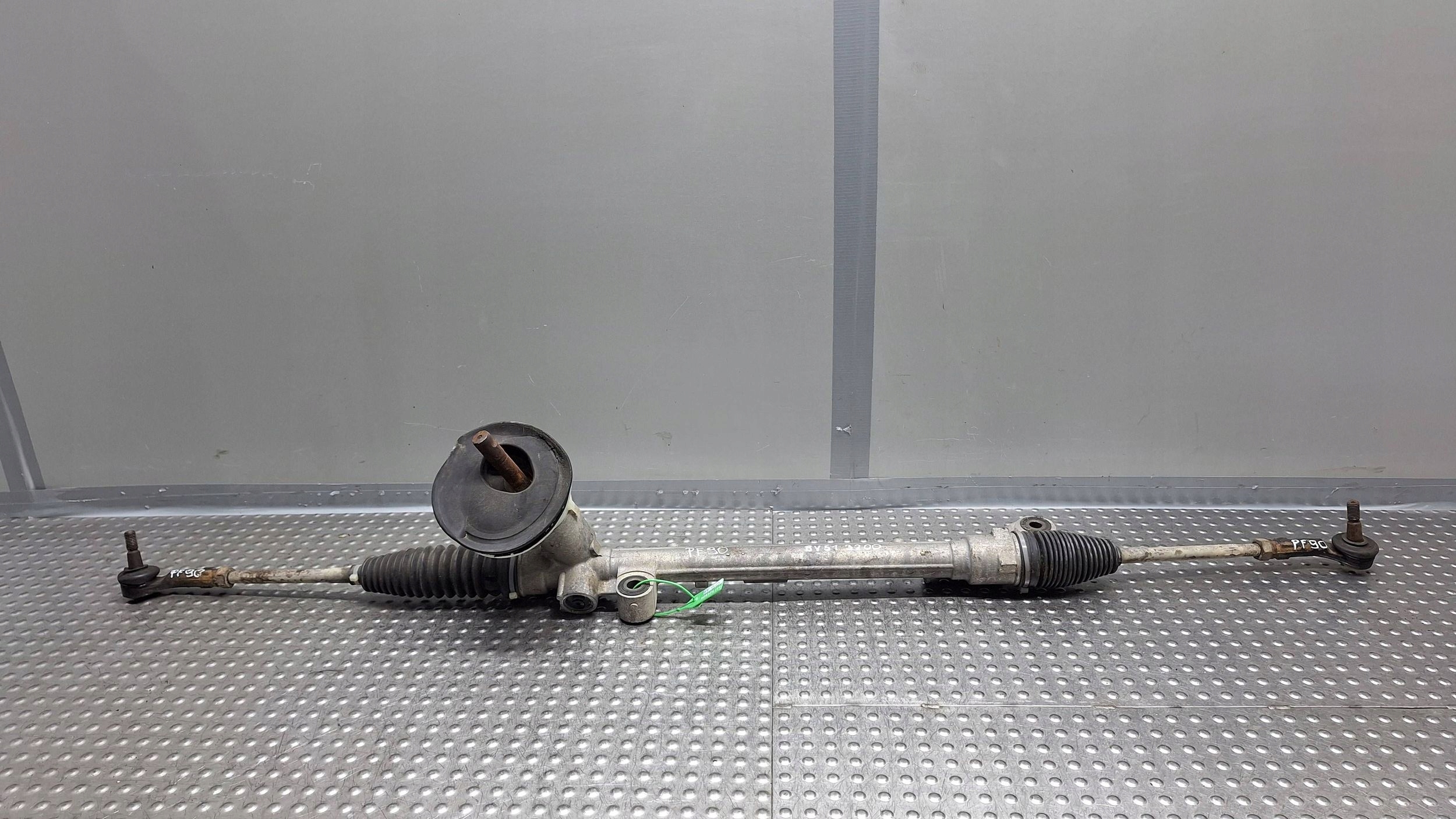 servo control 8V51-3200-CG FORD FIESTA MK7
